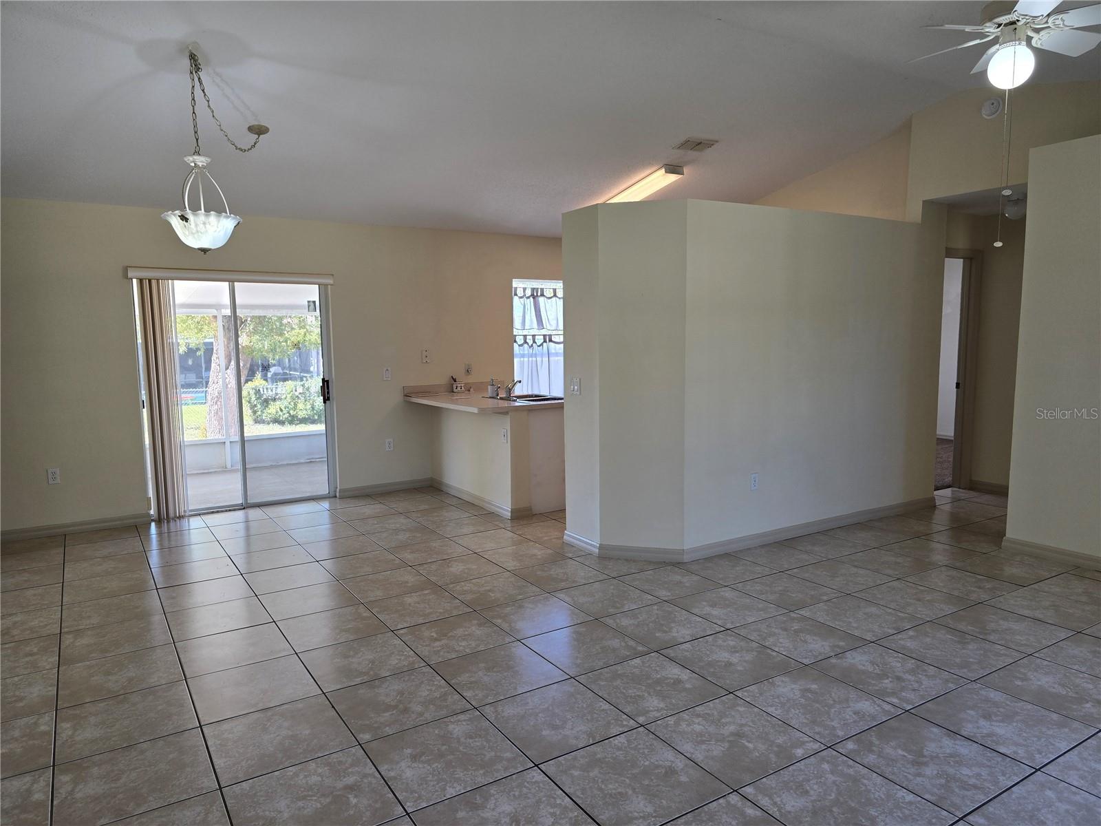 832 SHENANDOAH AVE, DELTONA, FL, 32725