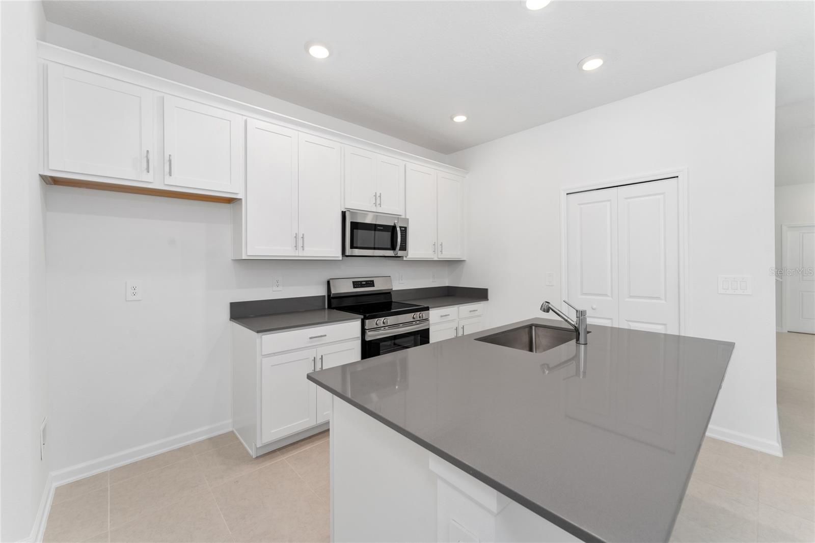 2004 TOHOQUA BLVD, KISSIMMEE, FL, 34744