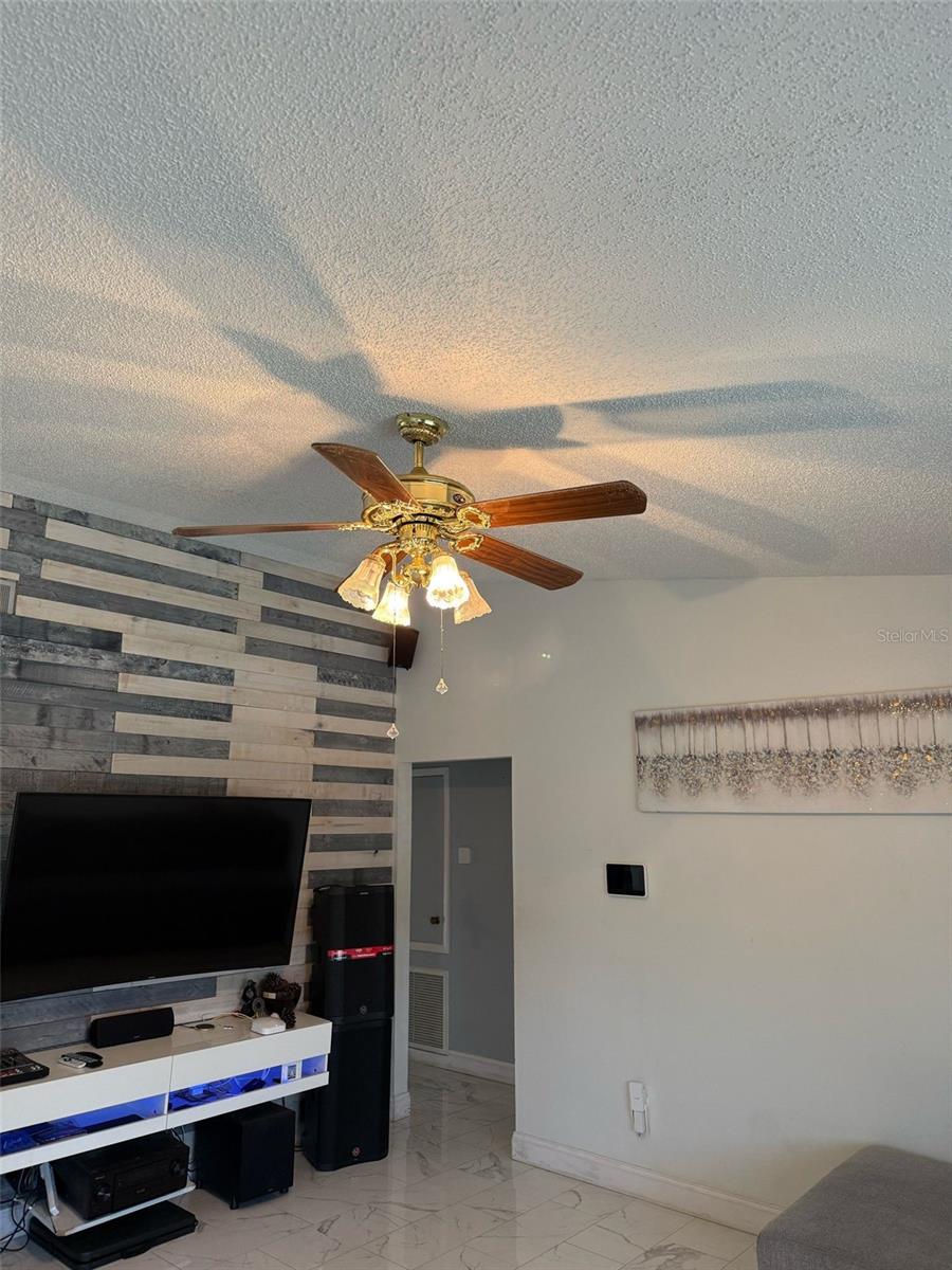 520 OAK CREEK DR, BRANDON, FL, 33511