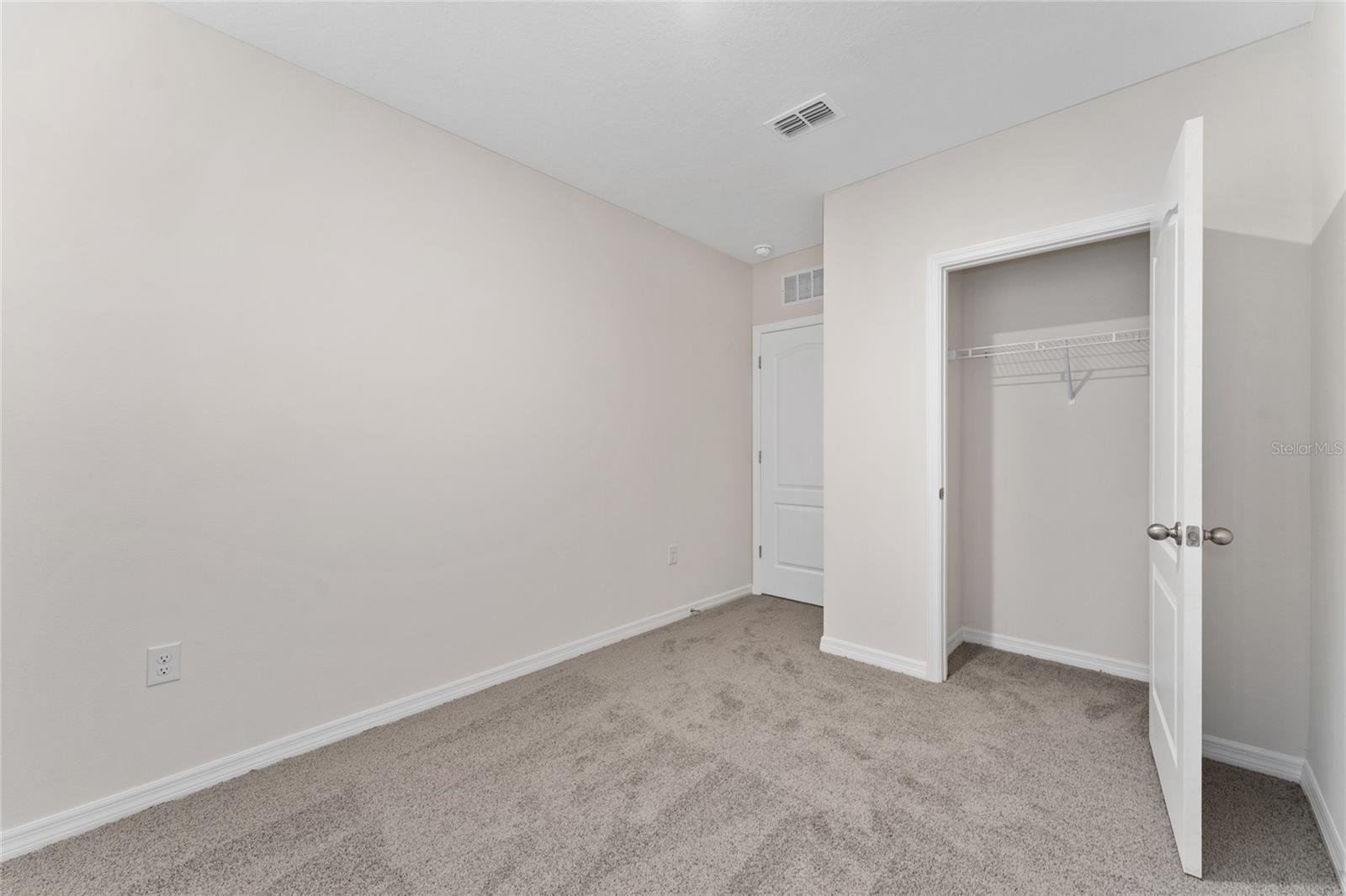 2396 PENGUIN BLVD, DAVENPORT, FL, 33837