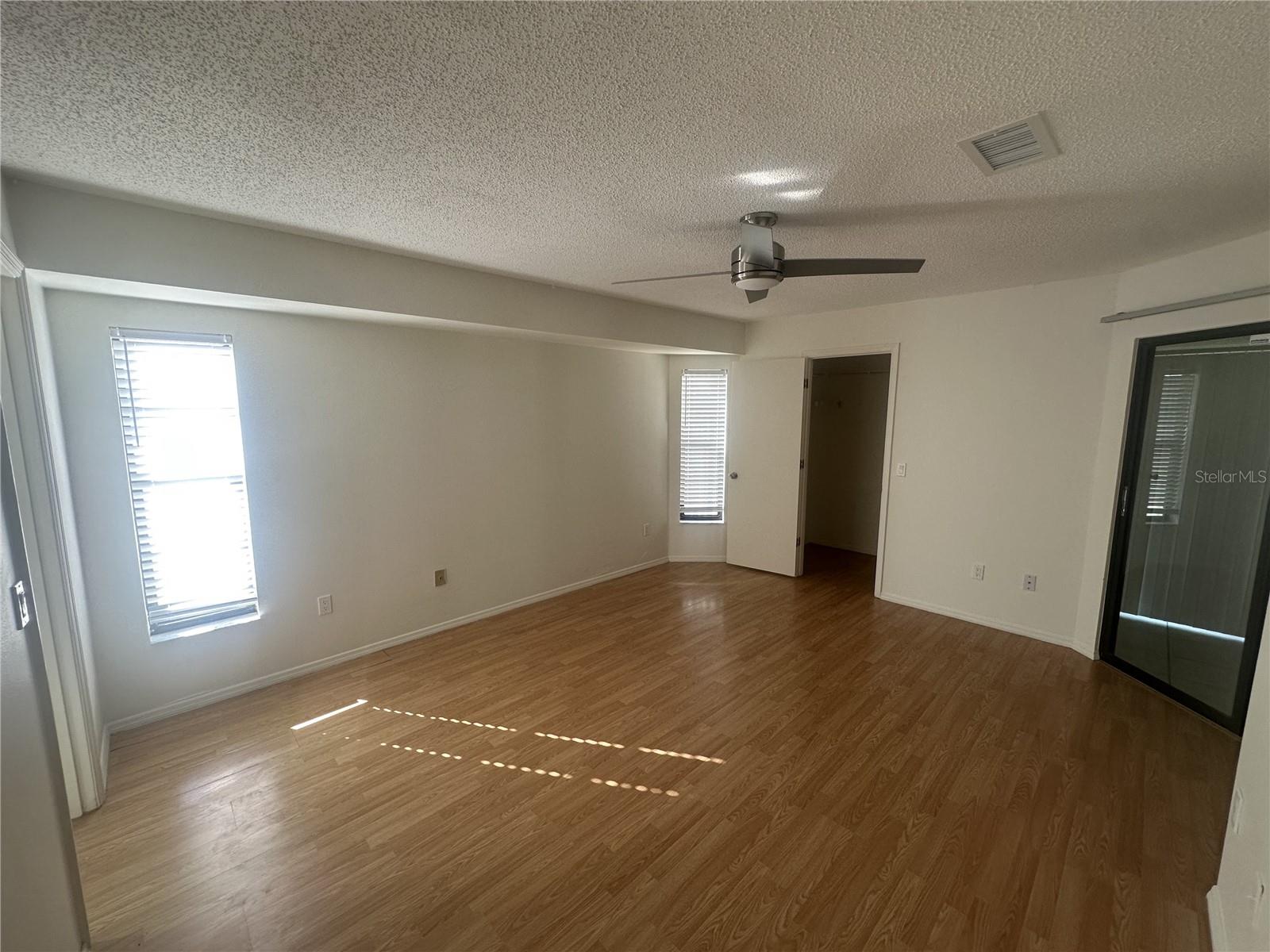 2029 LAKE VIEW BLVD, PORT CHARLOTTE, FL, 33948