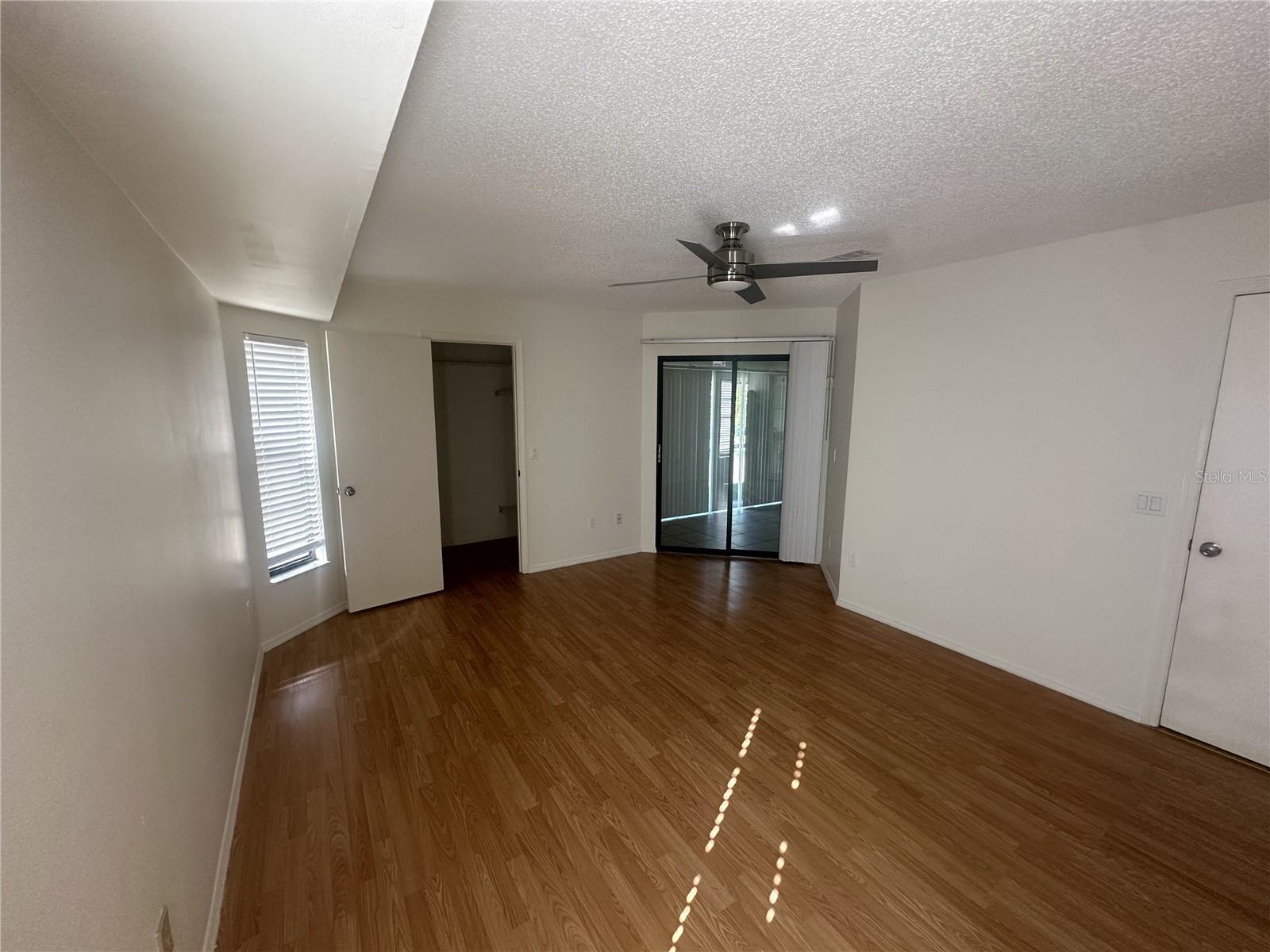 2029 LAKE VIEW BLVD, PORT CHARLOTTE, FL, 33948
