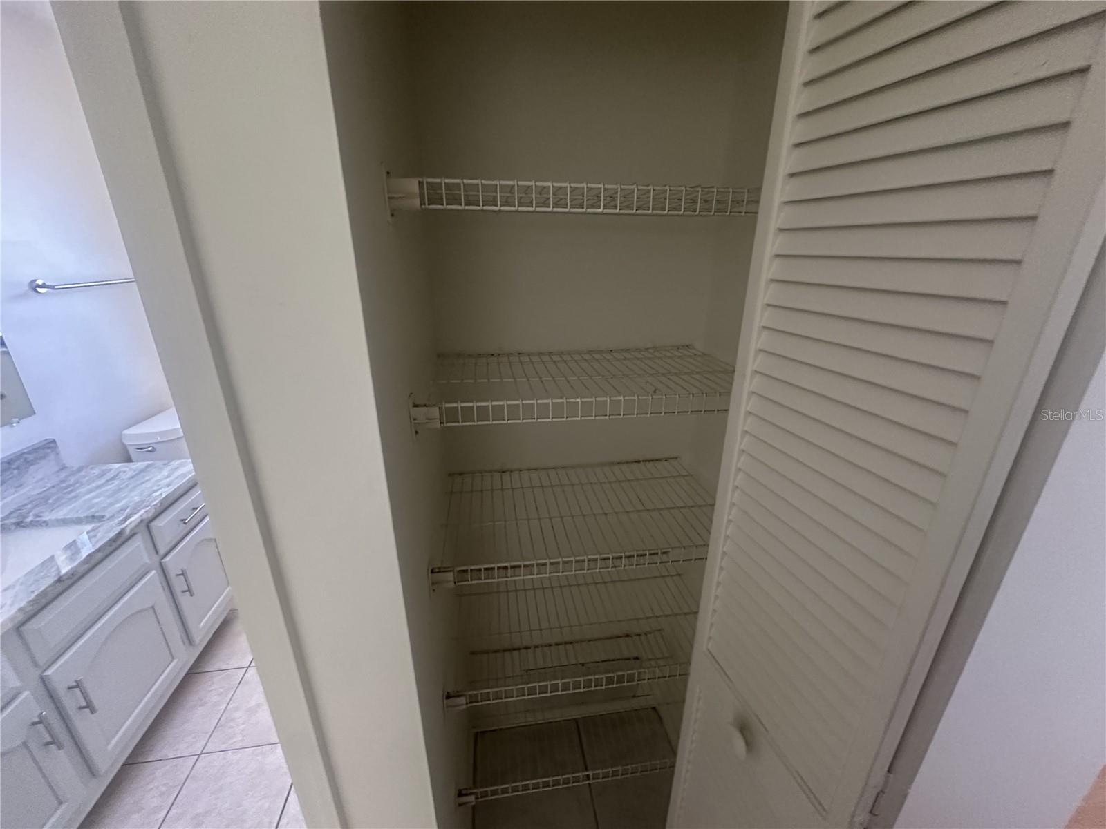 2029 LAKE VIEW BLVD, PORT CHARLOTTE, FL, 33948