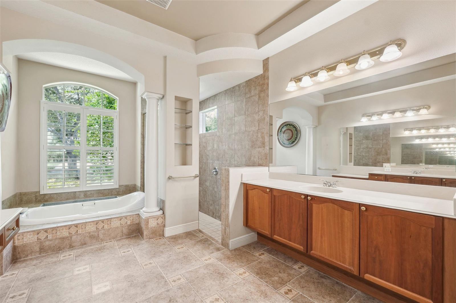 6130 KESTRELRIDGE DR, LITHIA, FL, 33547