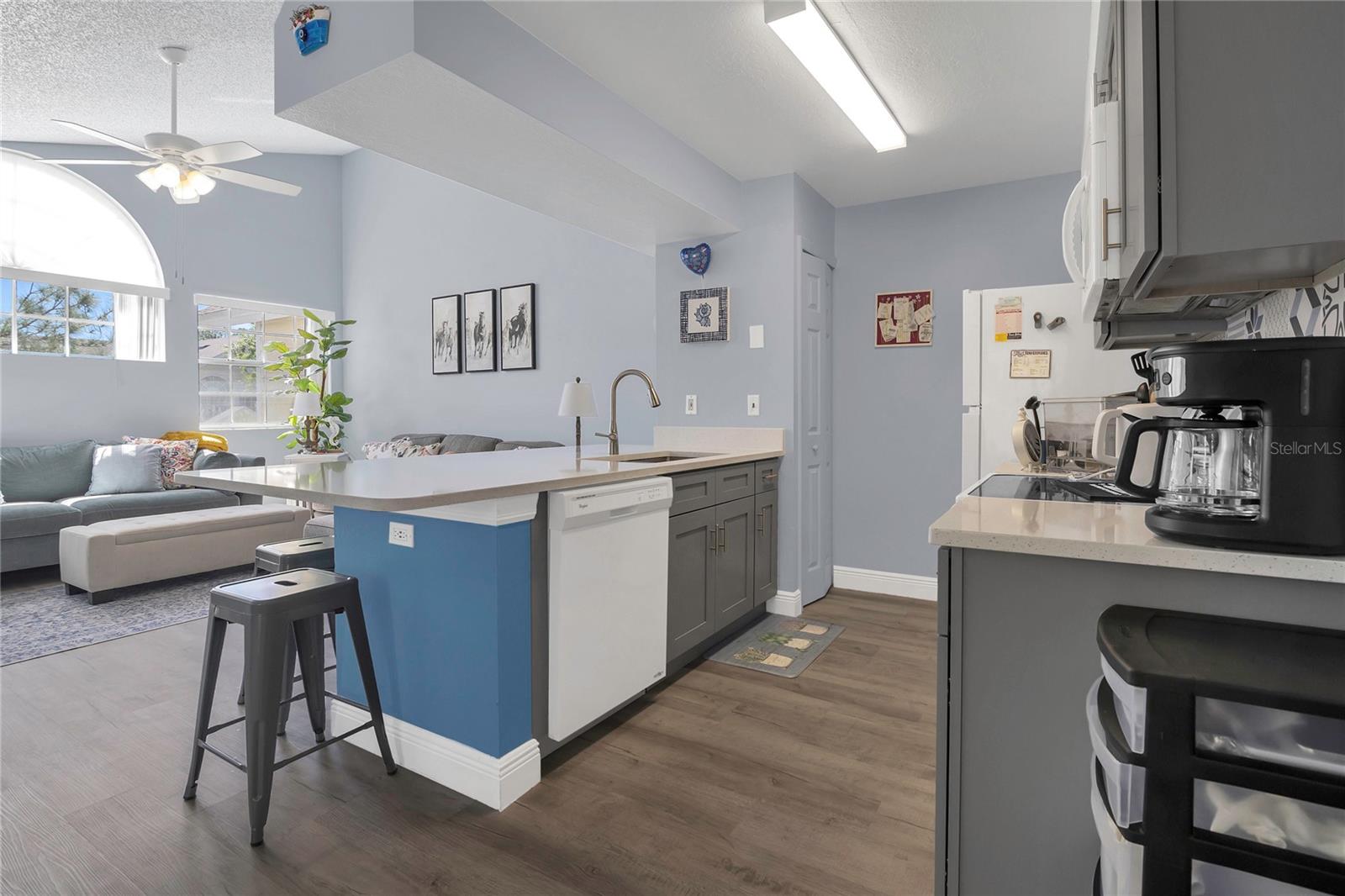 5005 LAGUNA BAY CIR #18, KISSIMMEE, FL, 34746