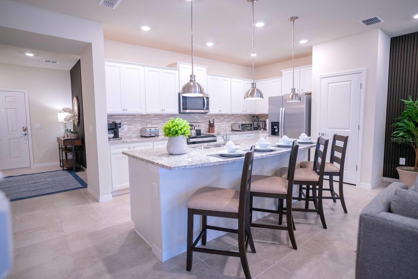 4166 LANA AVE, DAVENPORT, FL, 33897