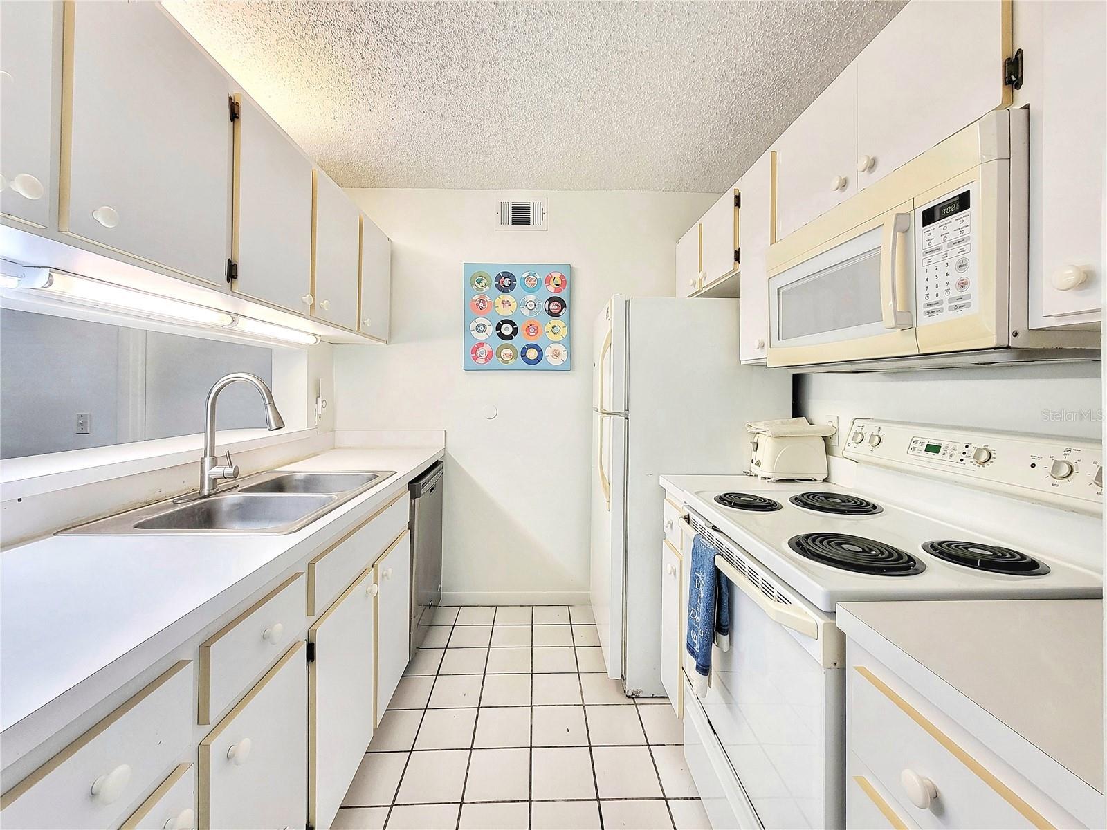 3921 SW 34TH ST #303, GAINESVILLE, FL, 32608