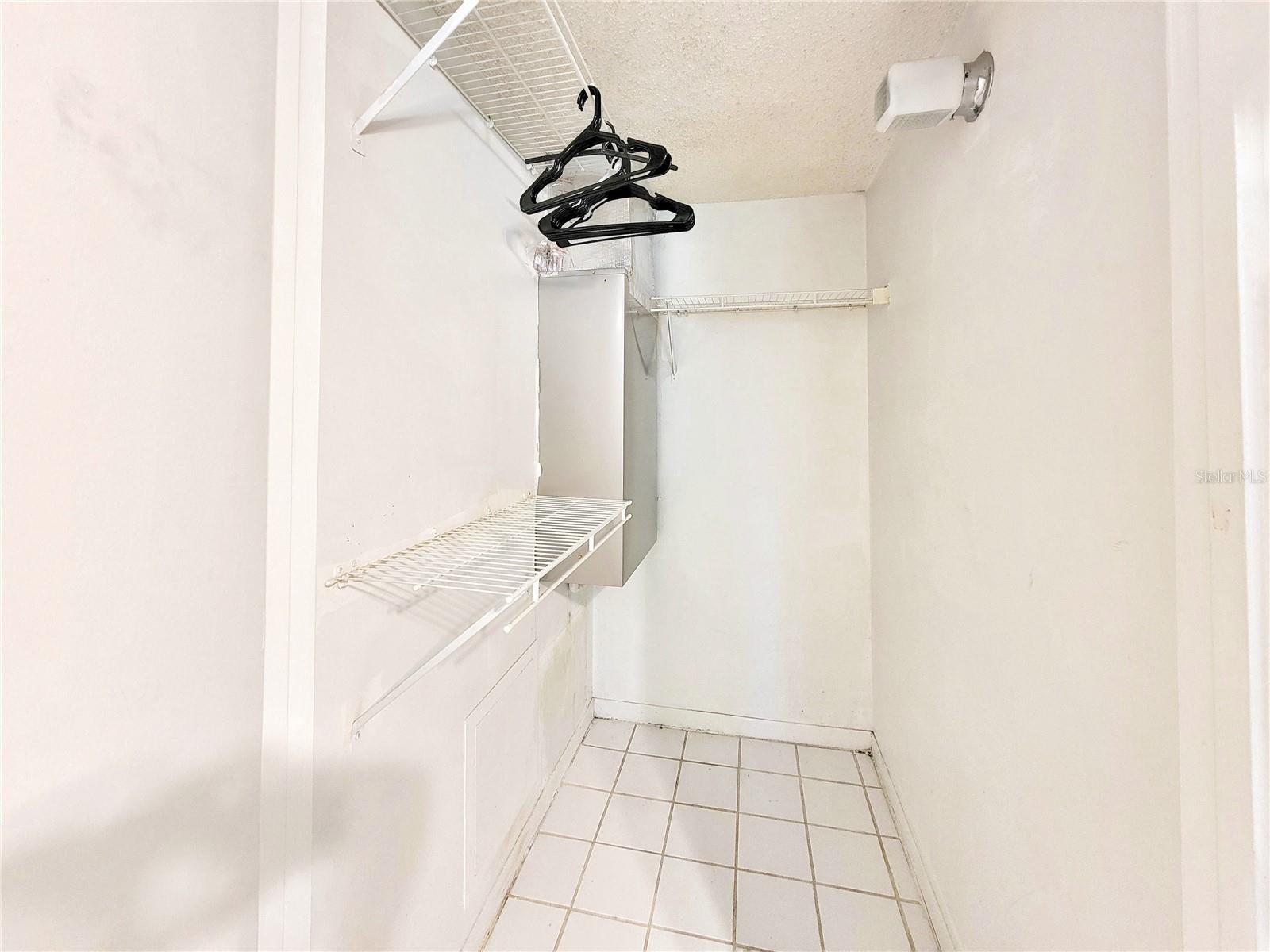 3921 SW 34TH ST #303, GAINESVILLE, FL, 32608