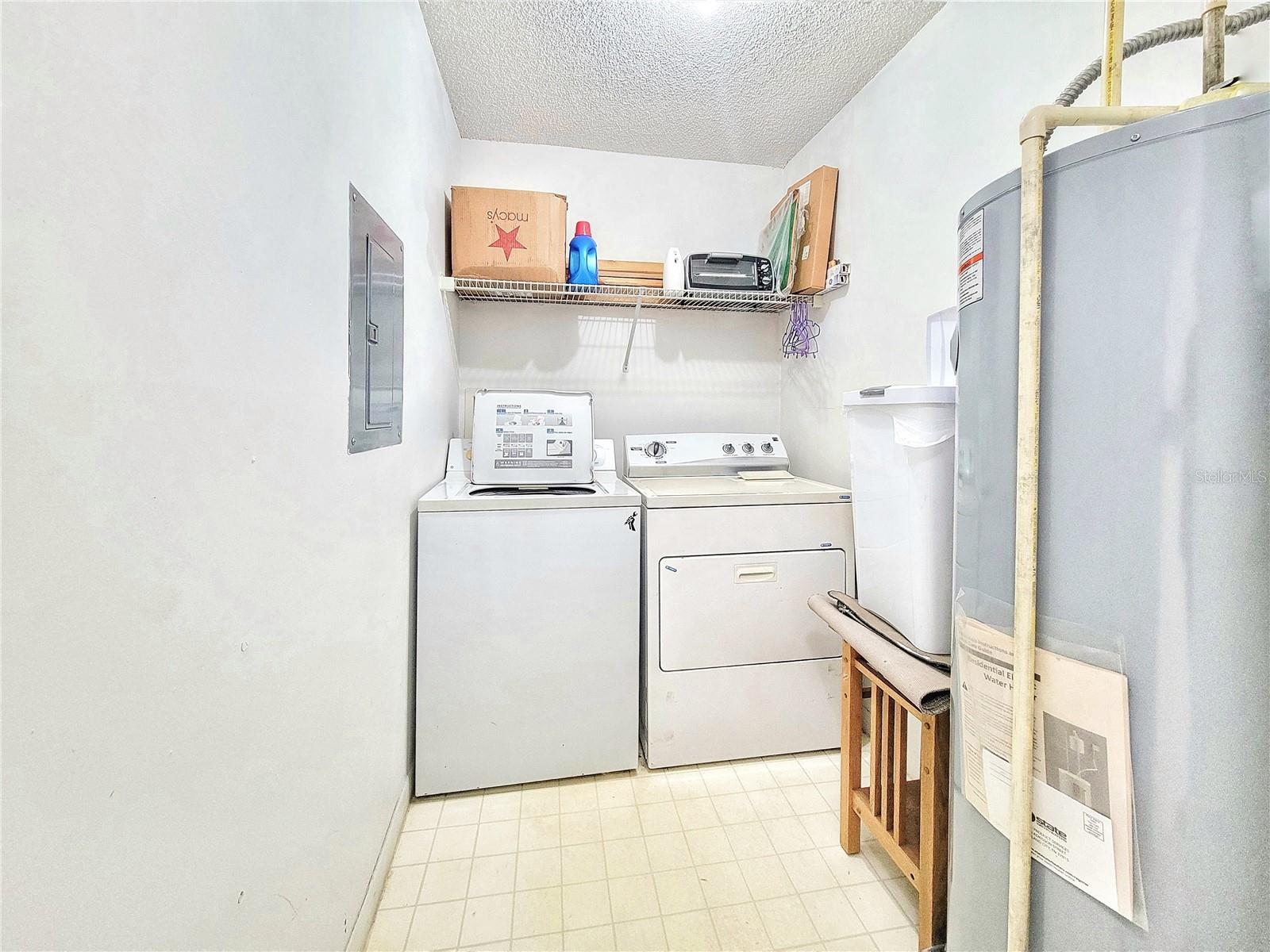 3921 SW 34TH ST #303, GAINESVILLE, FL, 32608