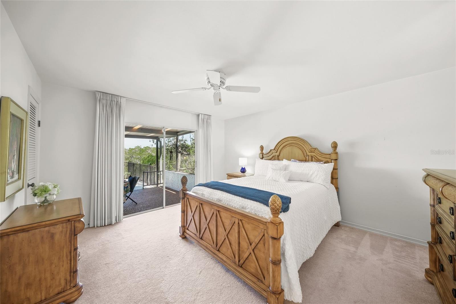700 TROPICAL CIR, SARASOTA, FL, 34242