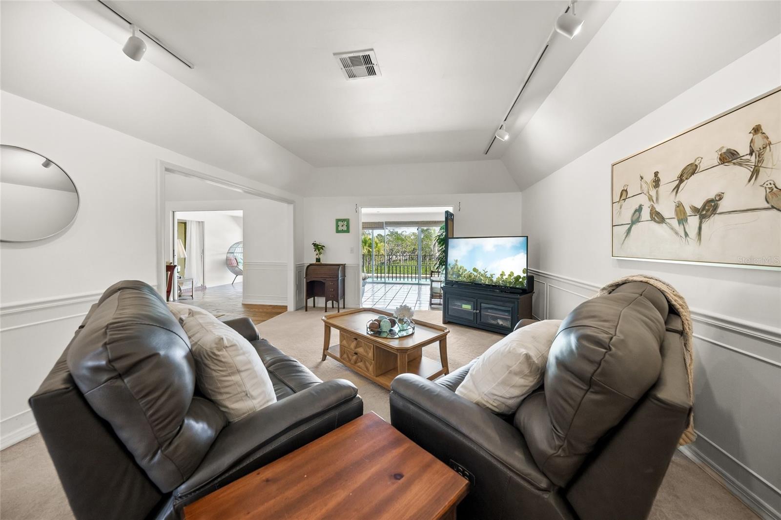 700 TROPICAL CIR, SARASOTA, FL, 34242