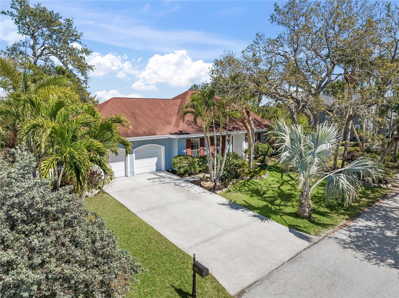 700 TROPICAL CIR, SARASOTA, FL, 34242