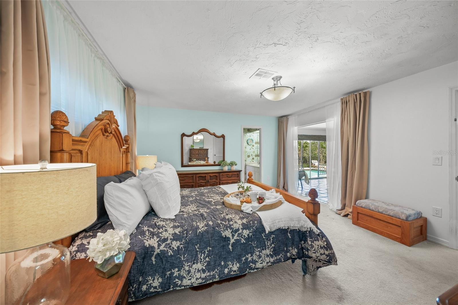 700 TROPICAL CIR, SARASOTA, FL, 34242