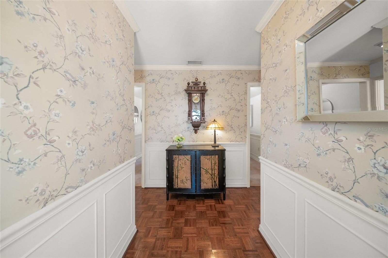 700 TROPICAL CIR, SARASOTA, FL, 34242