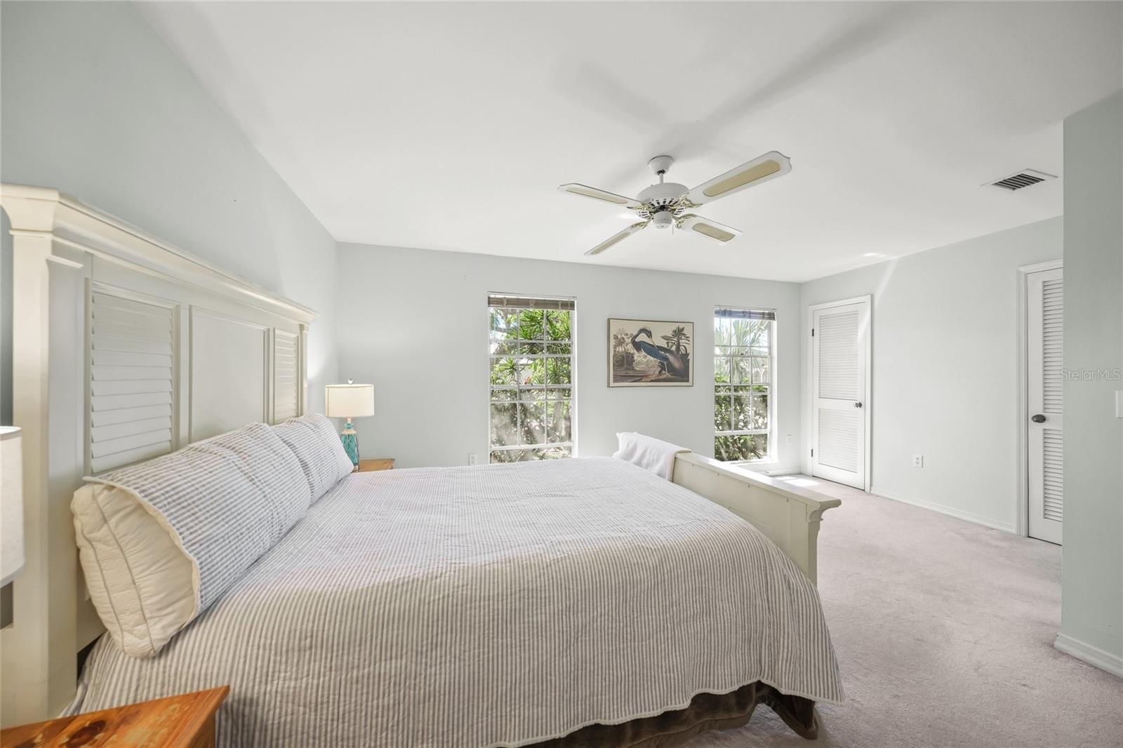 700 TROPICAL CIR, SARASOTA, FL, 34242