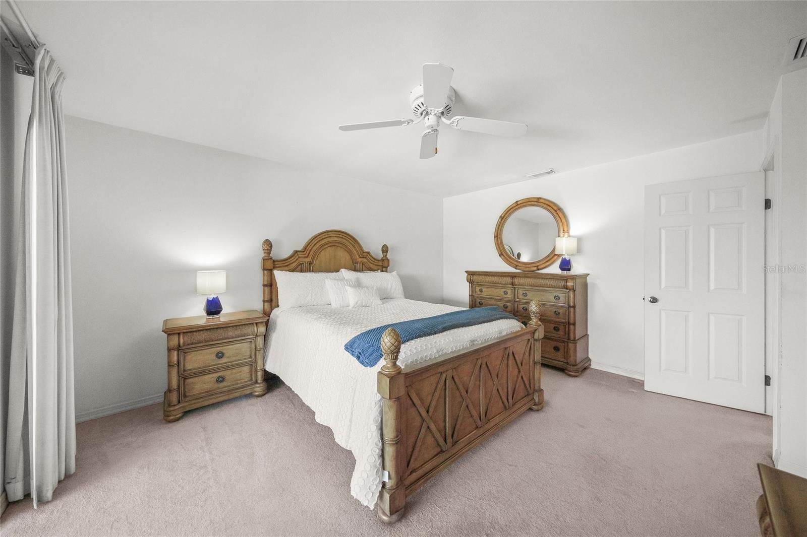 700 TROPICAL CIR, SARASOTA, FL, 34242