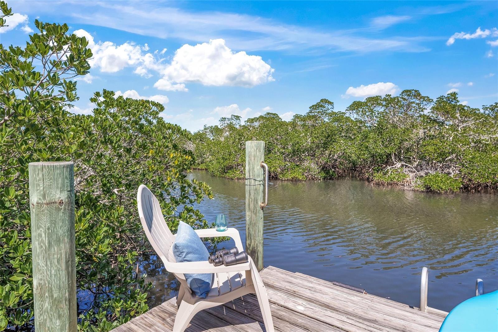 700 TROPICAL CIR, SARASOTA, FL, 34242