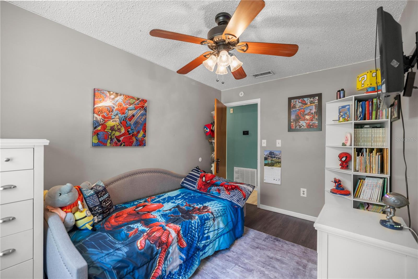1107 VALLEY RD, FRUITLAND PARK, FL, 34731