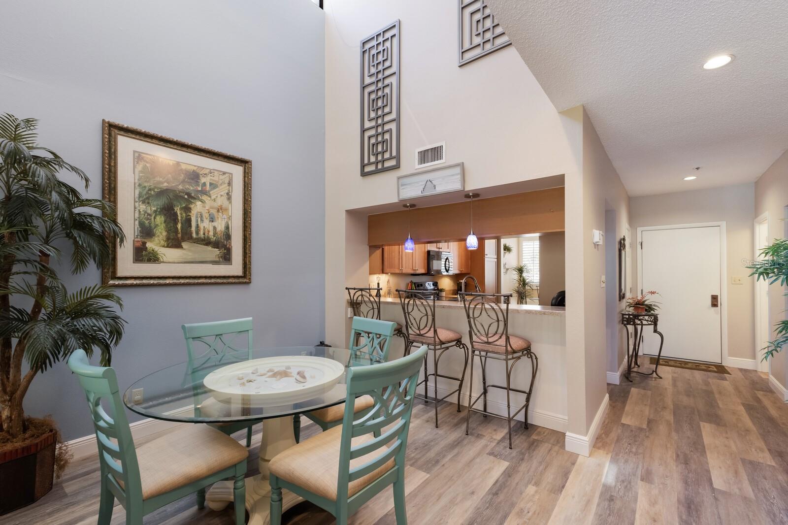 1912 HARBOURSIDE DR #602, LONGBOAT KEY, FL, 34228