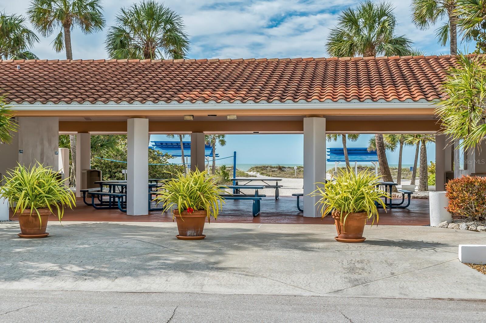 1912 HARBOURSIDE DR #602, LONGBOAT KEY, FL, 34228