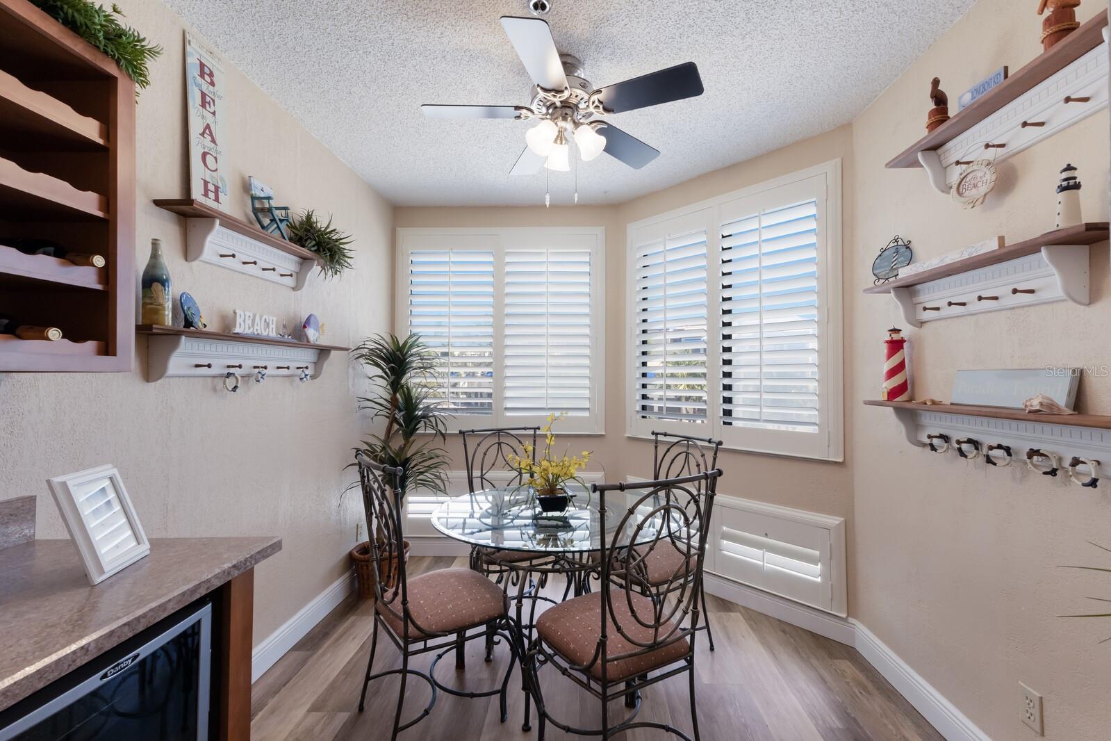 1912 HARBOURSIDE DR #602, LONGBOAT KEY, FL, 34228