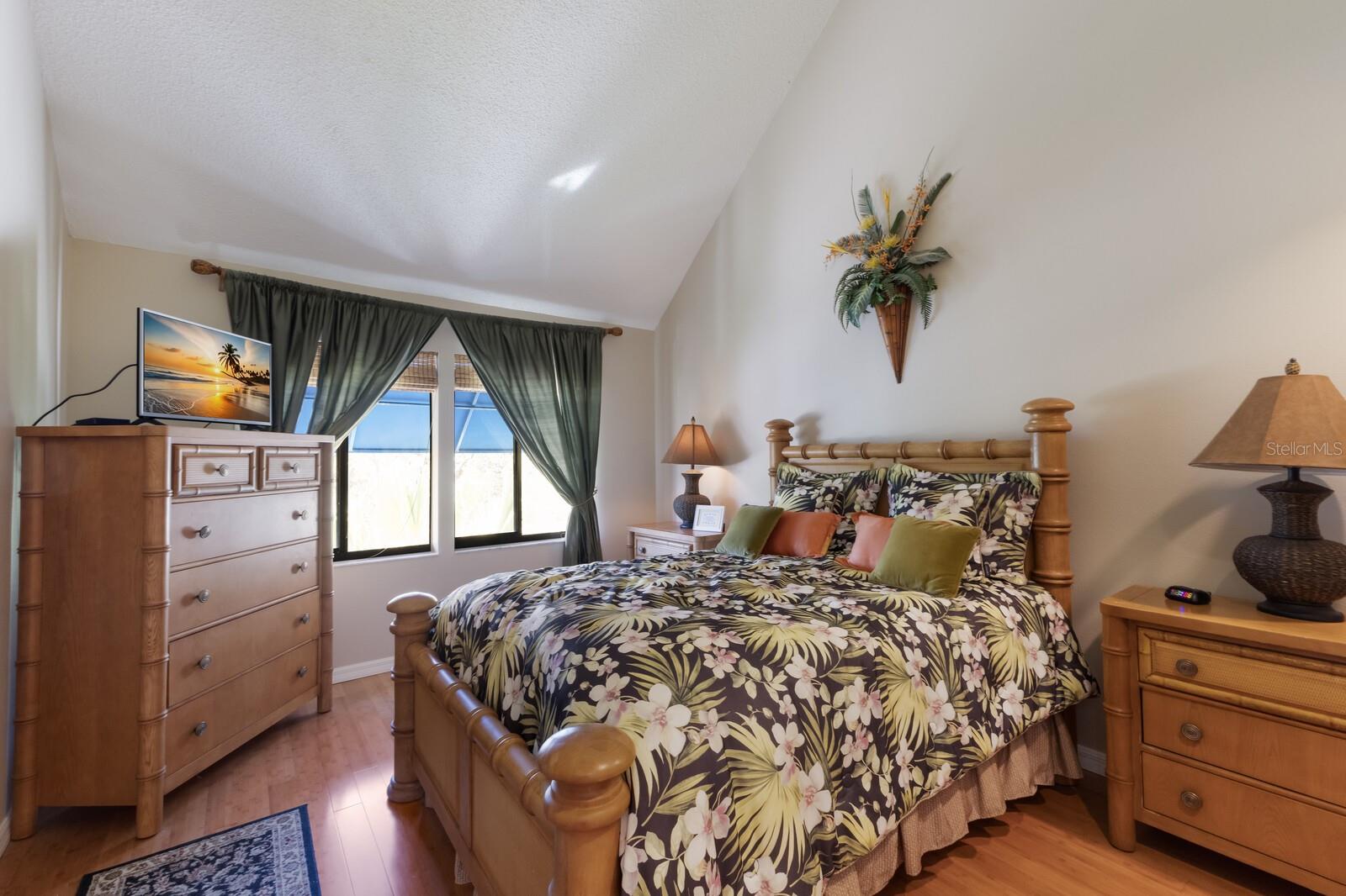 1912 HARBOURSIDE DR #602, LONGBOAT KEY, FL, 34228