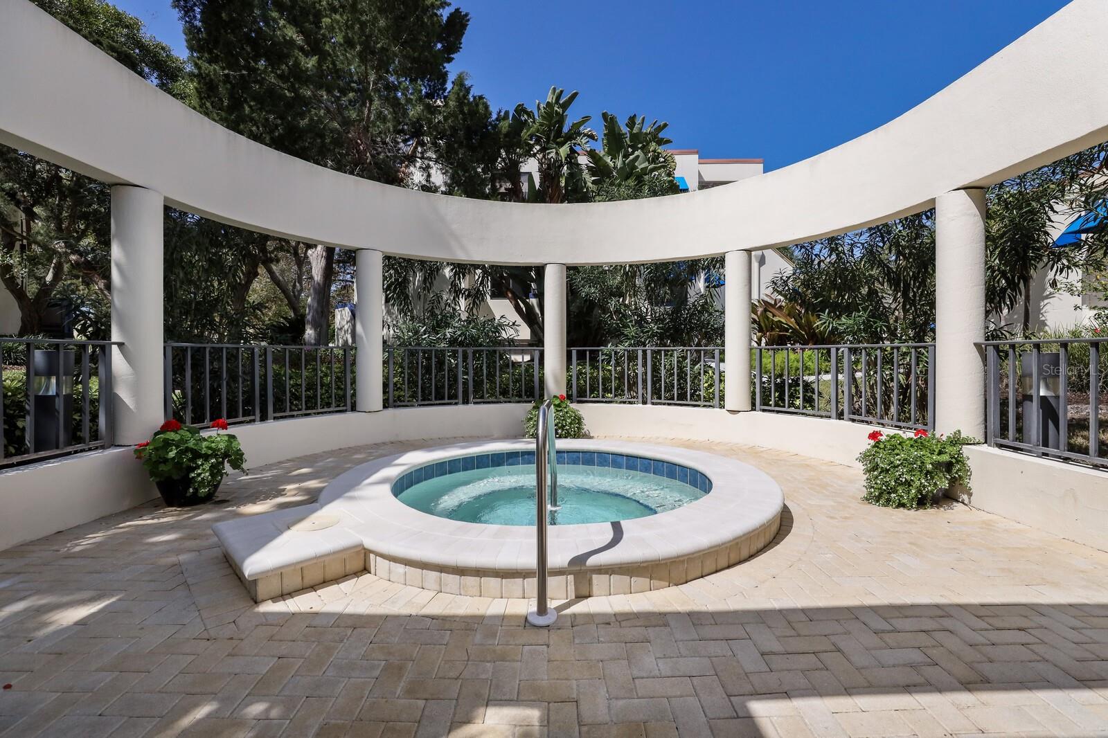1912 HARBOURSIDE DR #602, LONGBOAT KEY, FL, 34228
