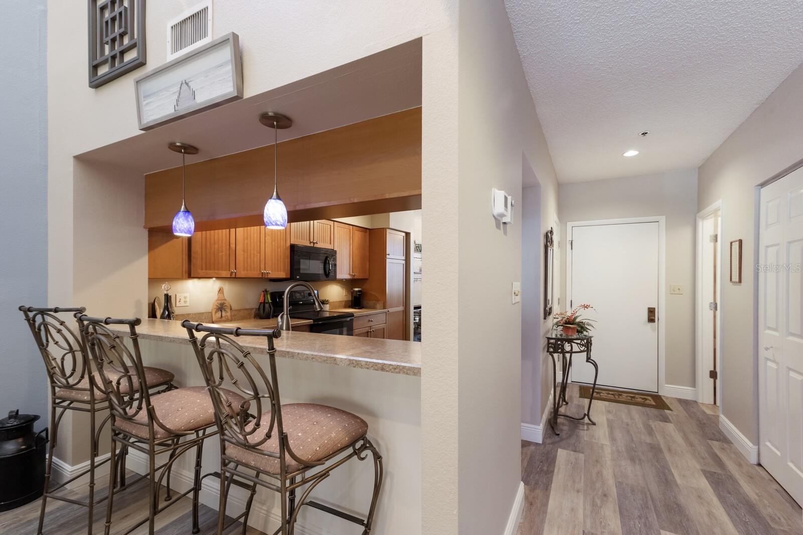 1912 HARBOURSIDE DR #602, LONGBOAT KEY, FL, 34228