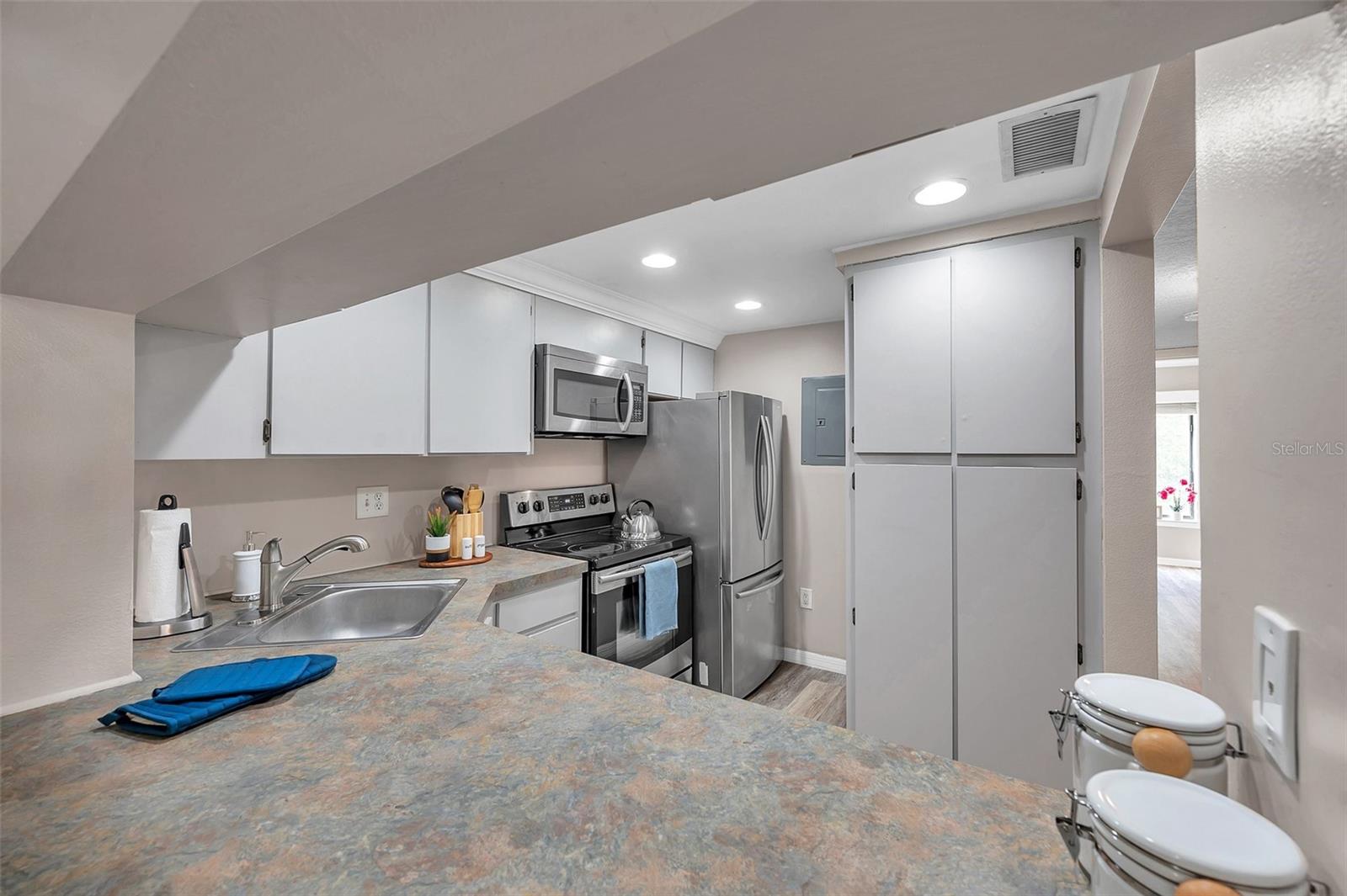 1398 SHADY PINE WAY #H2, TARPON SPRINGS, FL, 34688