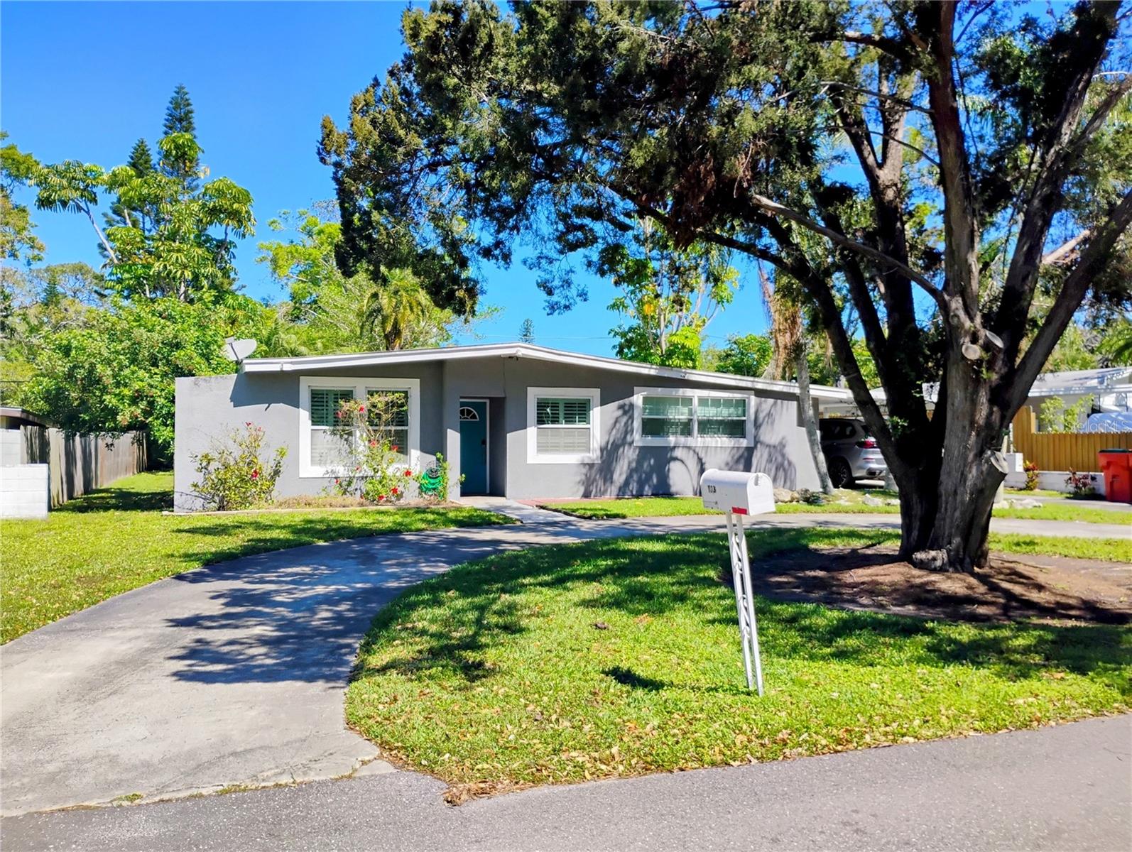 11233 51ST AVE N, ST PETERSBURG, FL, 33708