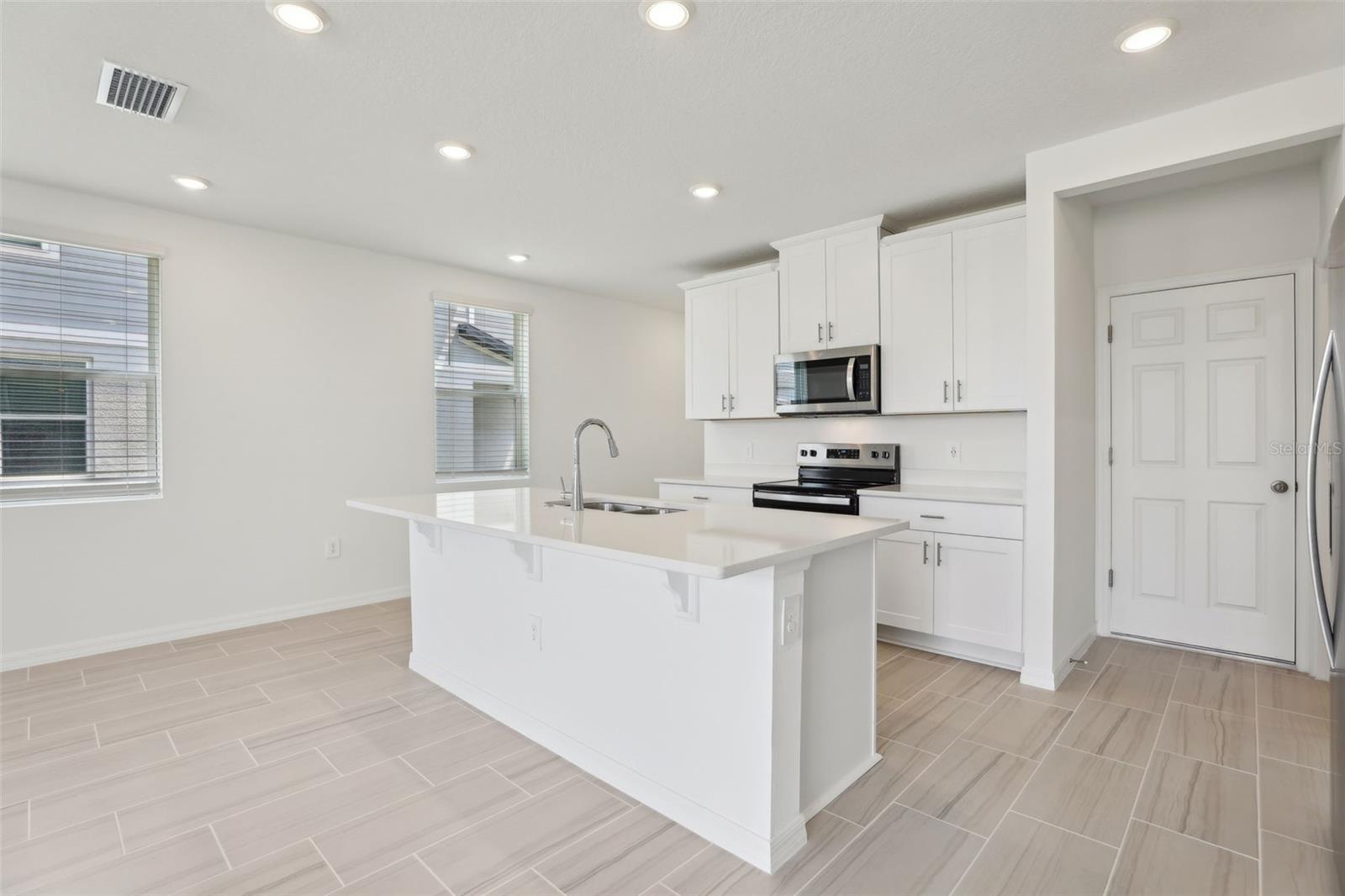 16450 BIRD OF PARADISE AVE, CLERMONT, FL, 34714