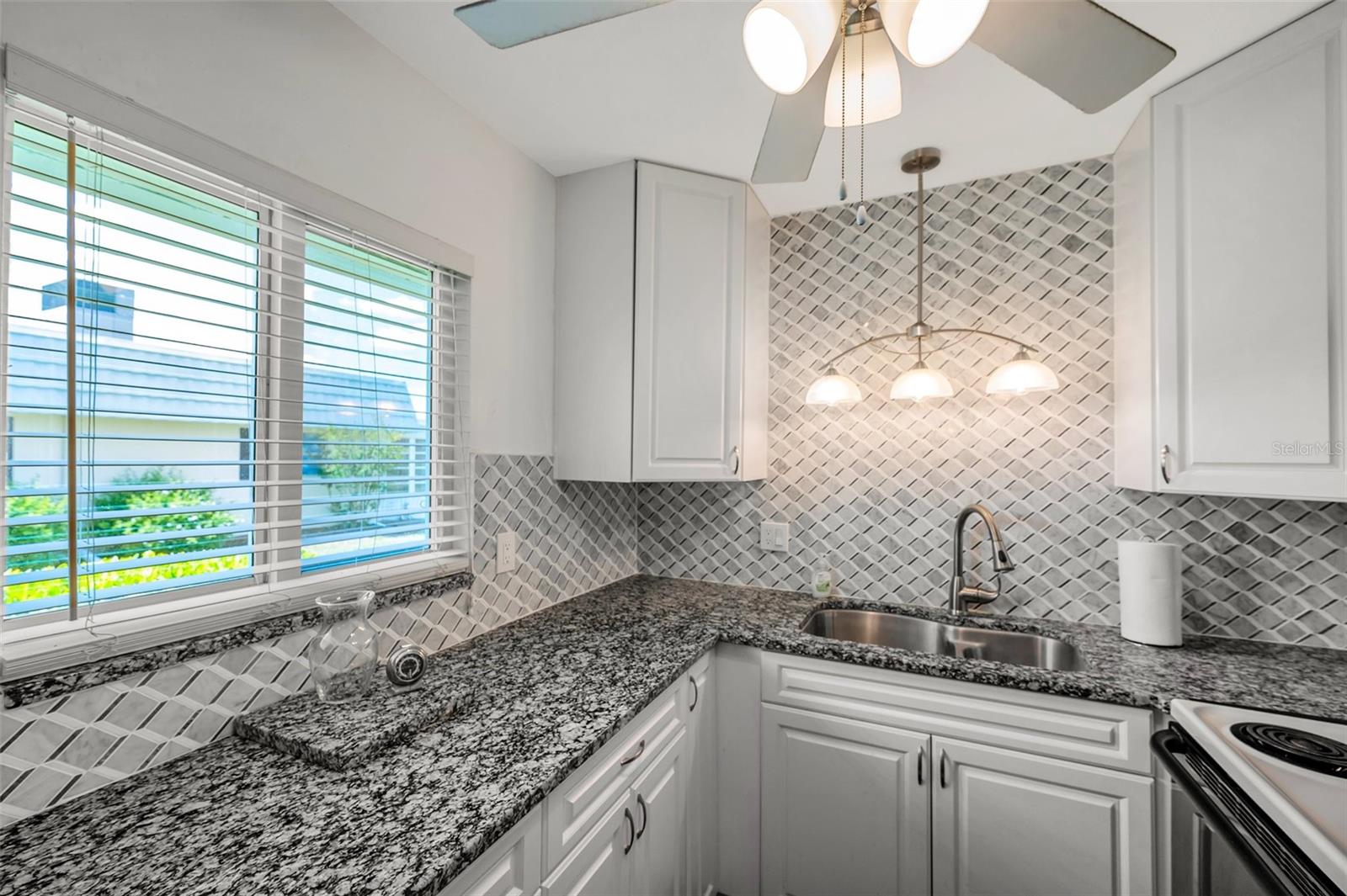 1801 BEDFORD TER #221, SUN CITY CENTER, FL, 33573