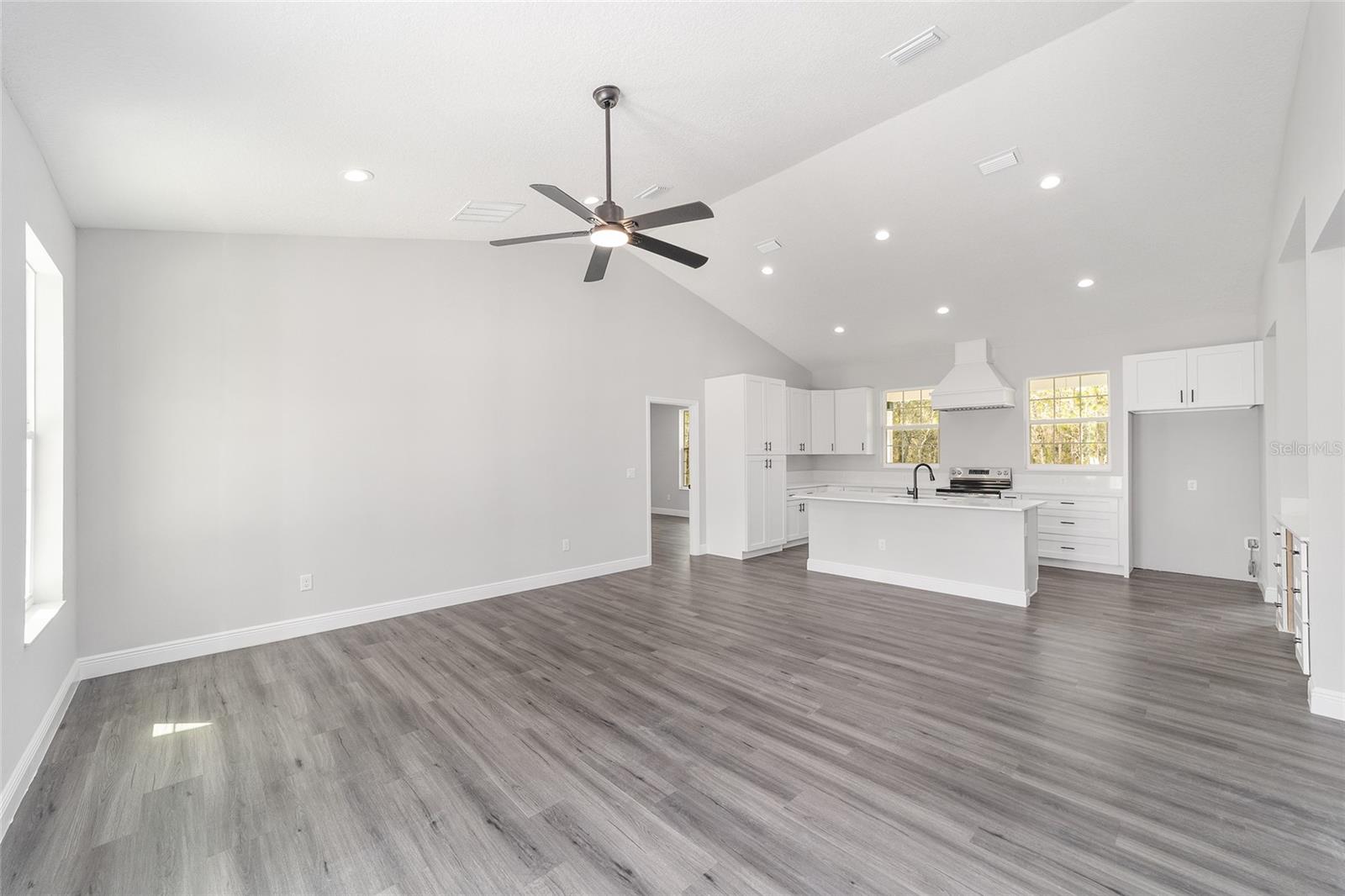 1370 NE 151ST AVE, WILLISTON, FL, 32696