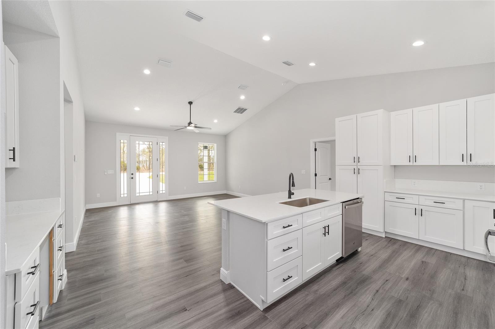 1370 NE 151ST AVE, WILLISTON, FL, 32696
