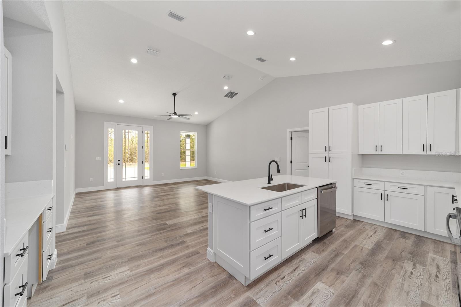 1570 NE 153RD CT, WILLISTON, FL, 32696