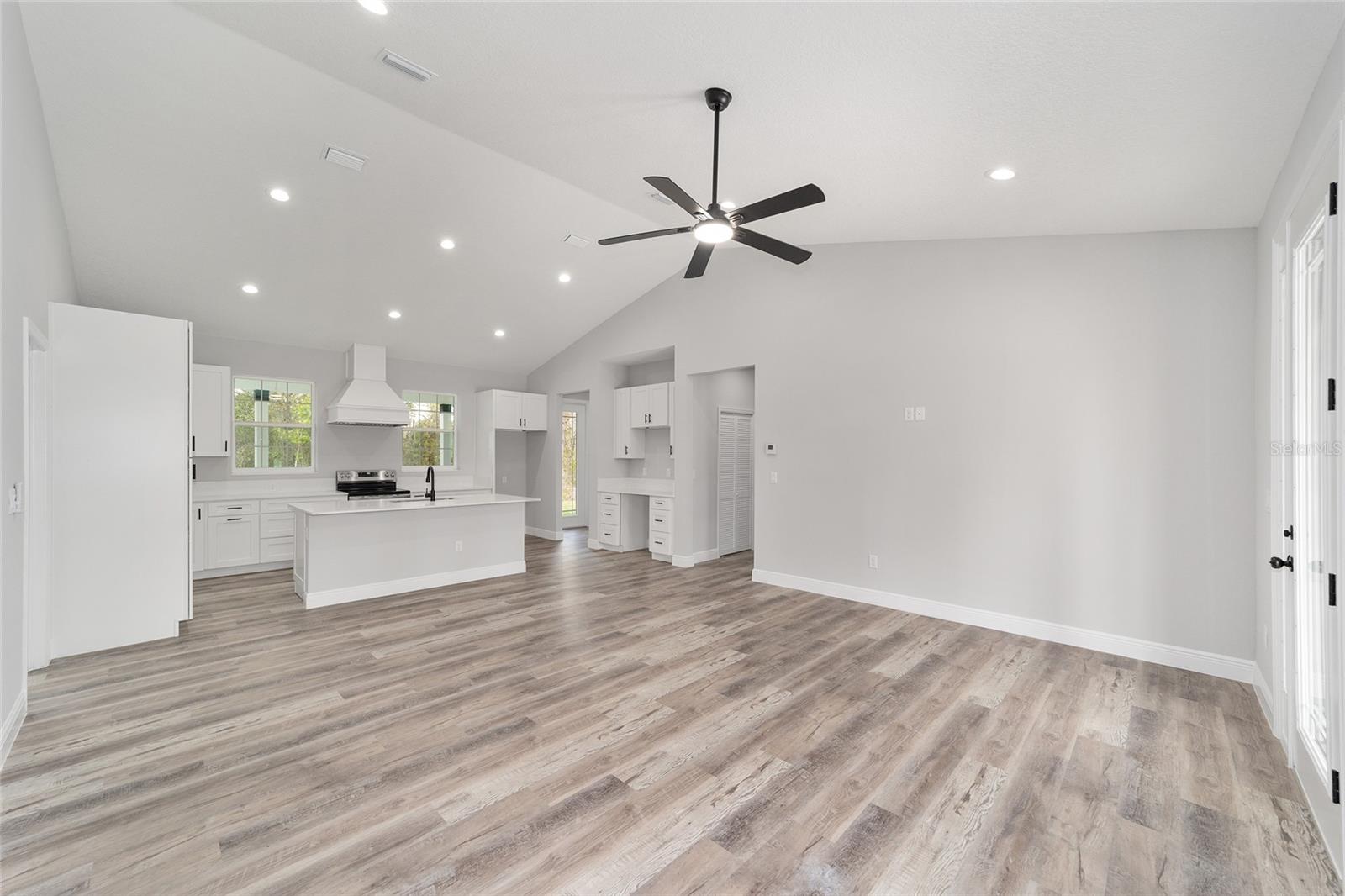 1570 NE 153RD CT, WILLISTON, FL, 32696