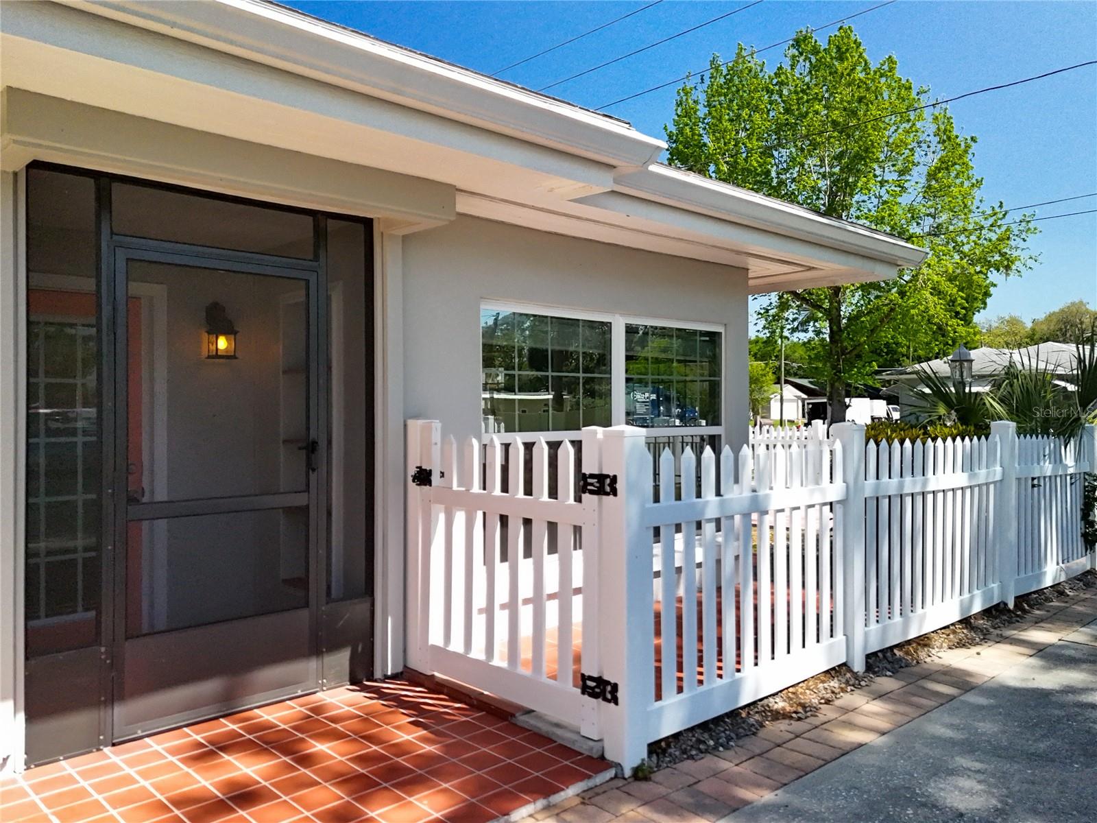 193 BAY RD, MOUNT DORA, FL, 32757