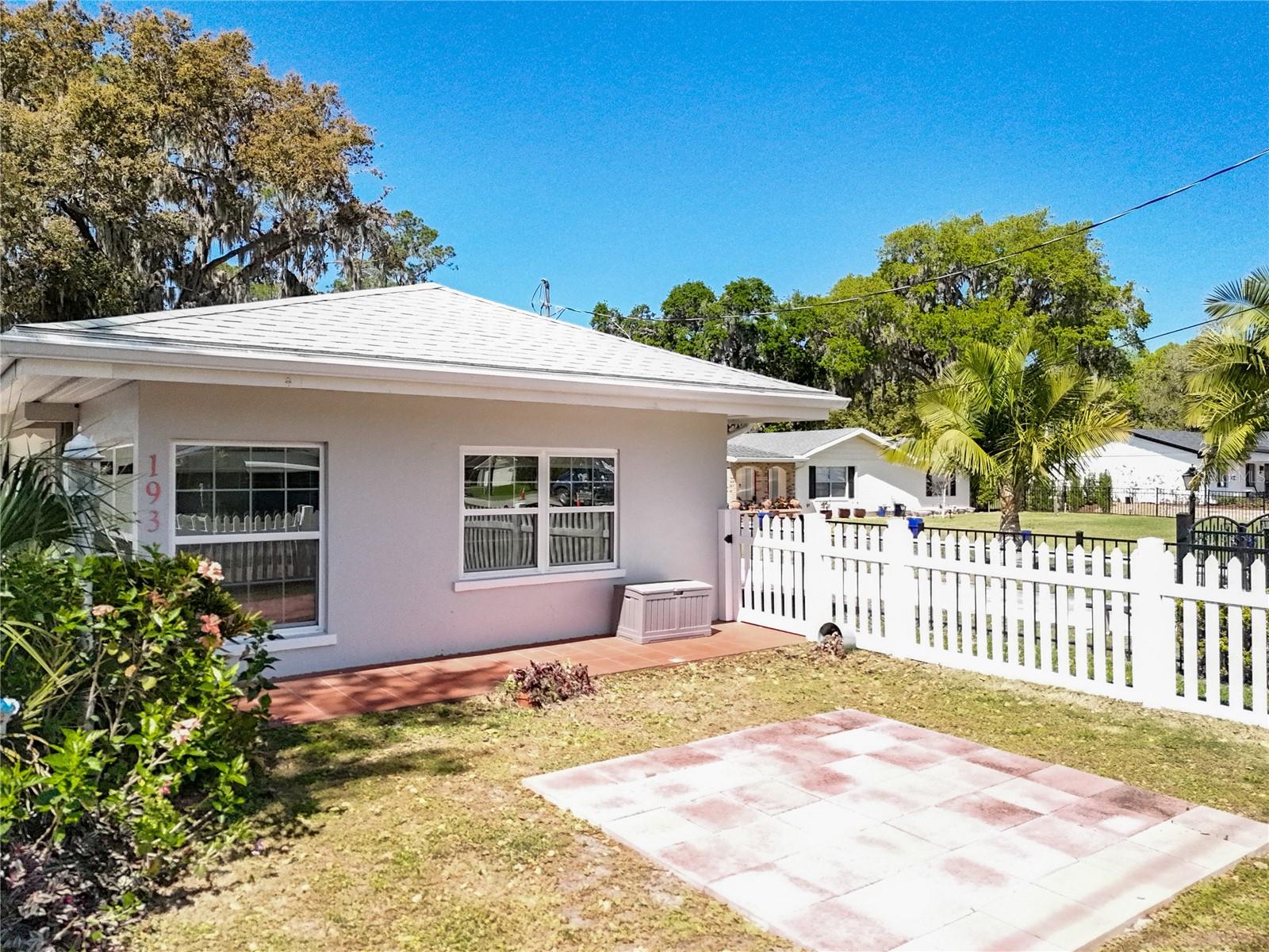 193 BAY RD, MOUNT DORA, FL, 32757
