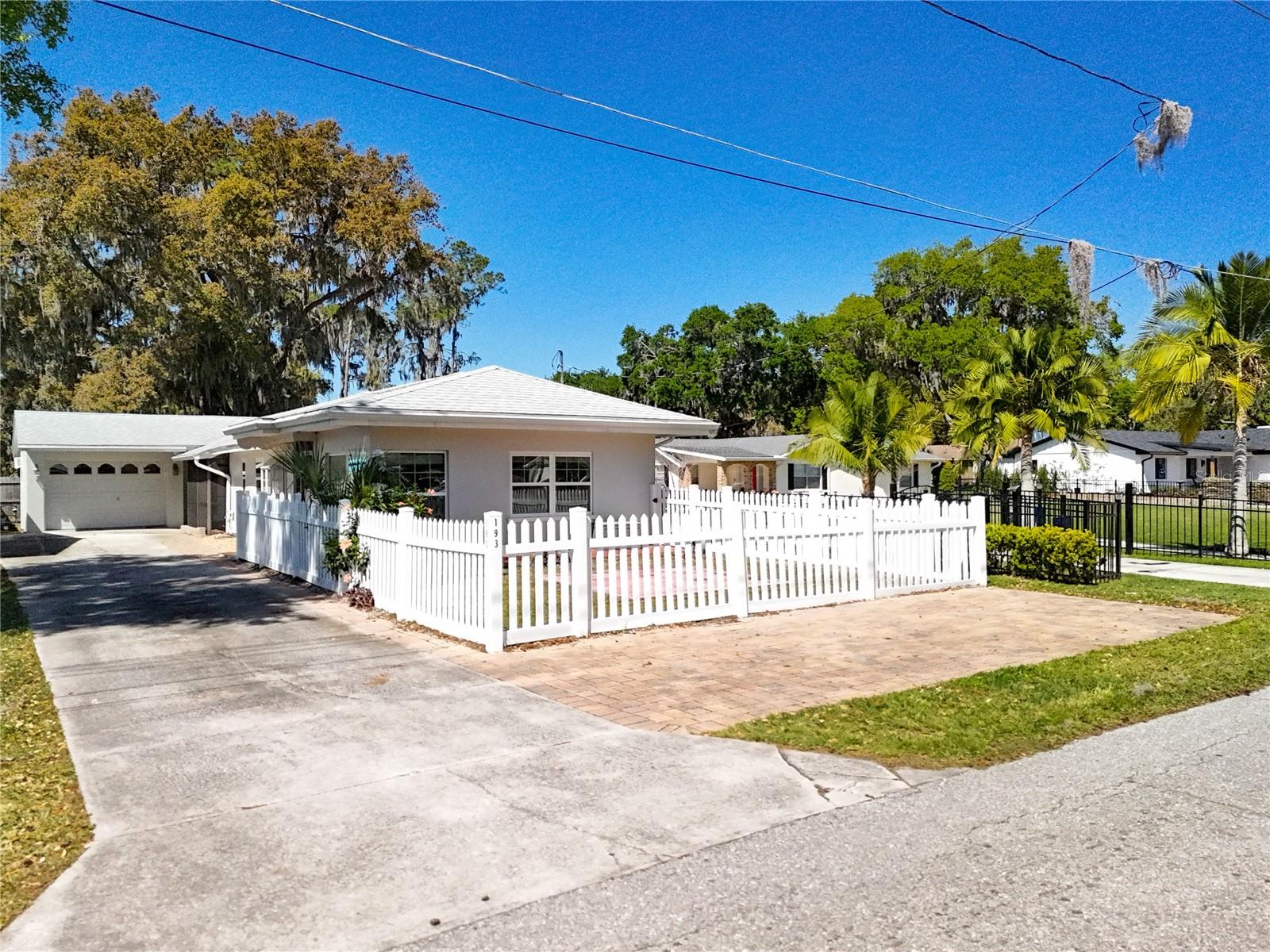 193 BAY RD, MOUNT DORA, FL, 32757