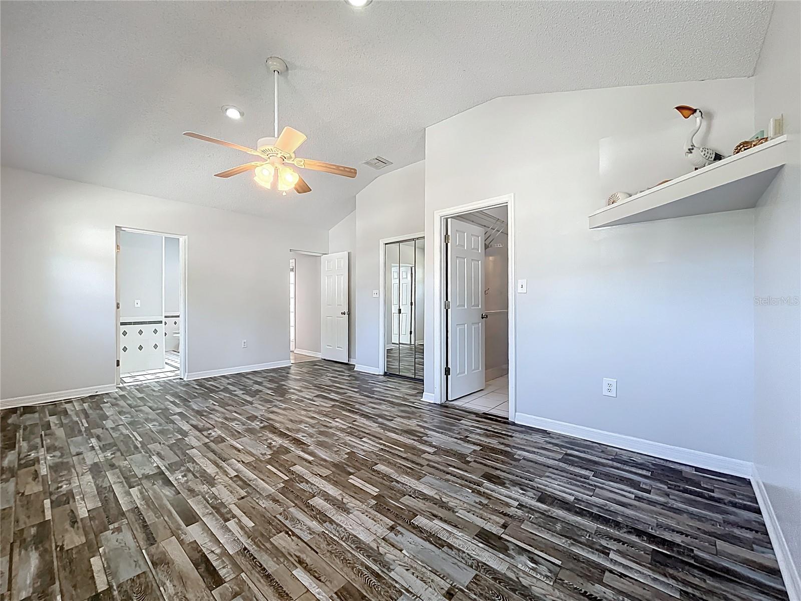 193 BAY RD, MOUNT DORA, FL, 32757
