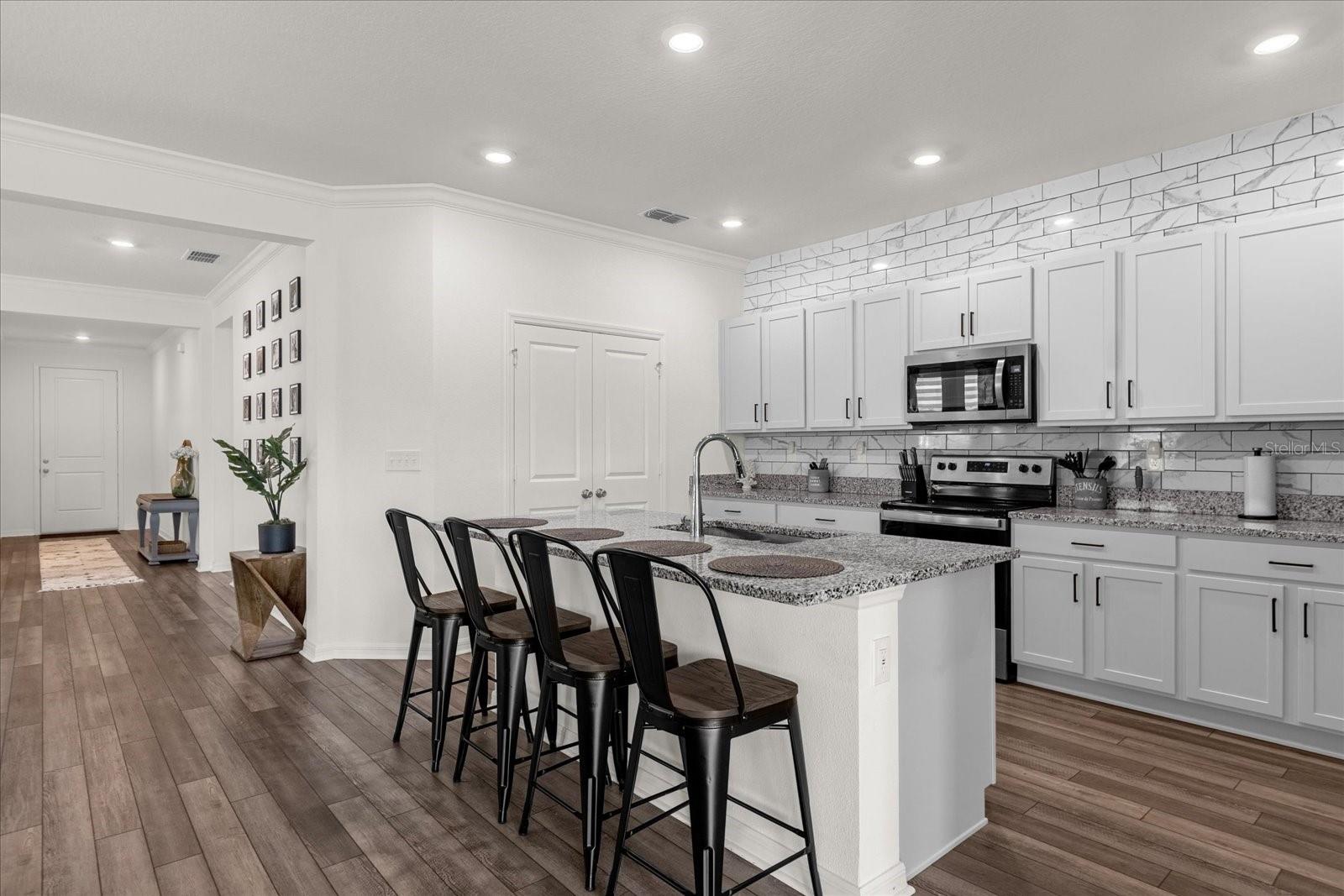 1025 AUGUSTUS DR, DAVENPORT, FL, 33896