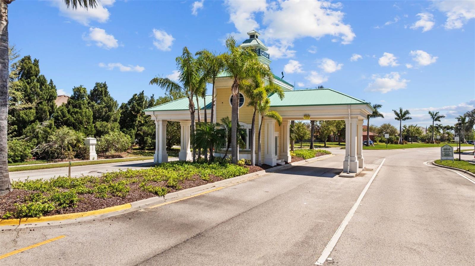 310 COCKLE SHELL LOOP, APOLLO BEACH, FL, 33572