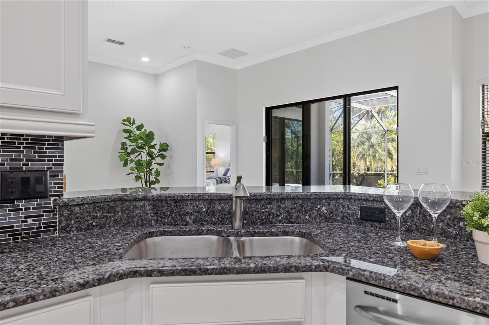 310 COCKLE SHELL LOOP, APOLLO BEACH, FL, 33572