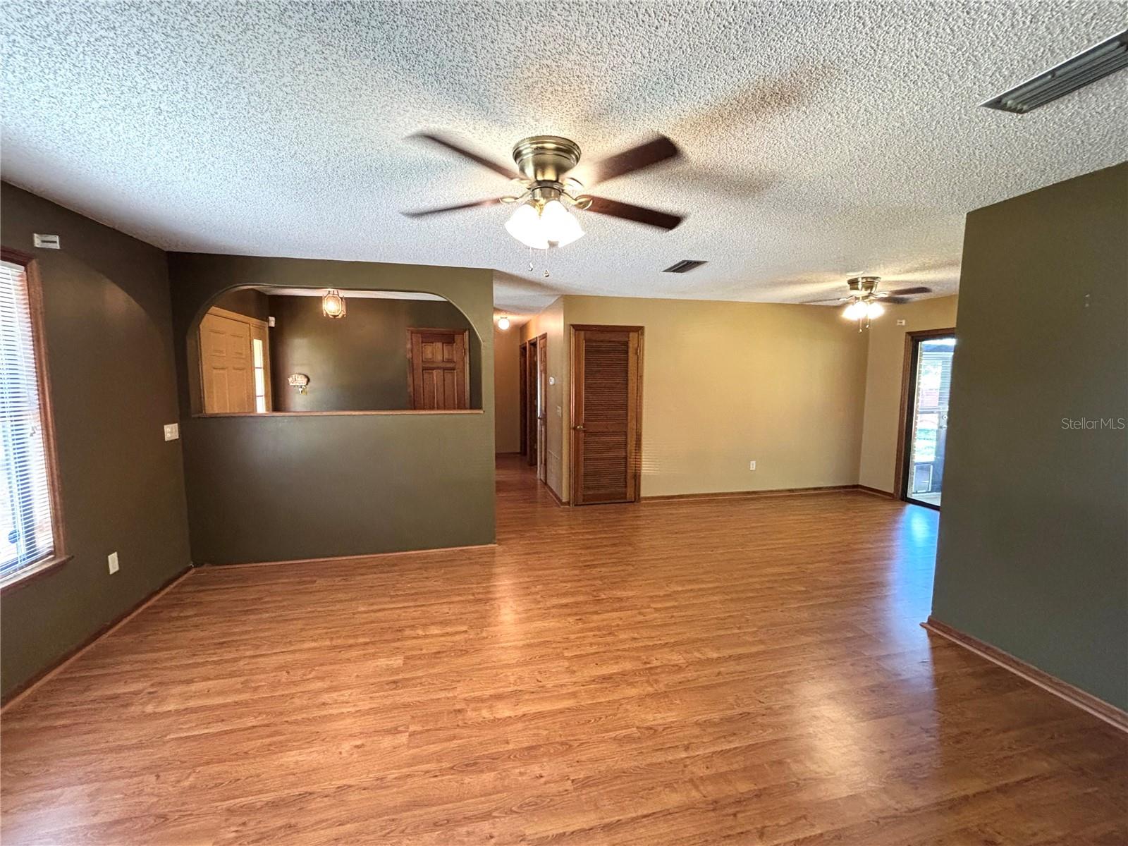 1062 STILLWATER AVE, DELTONA, FL, 32725