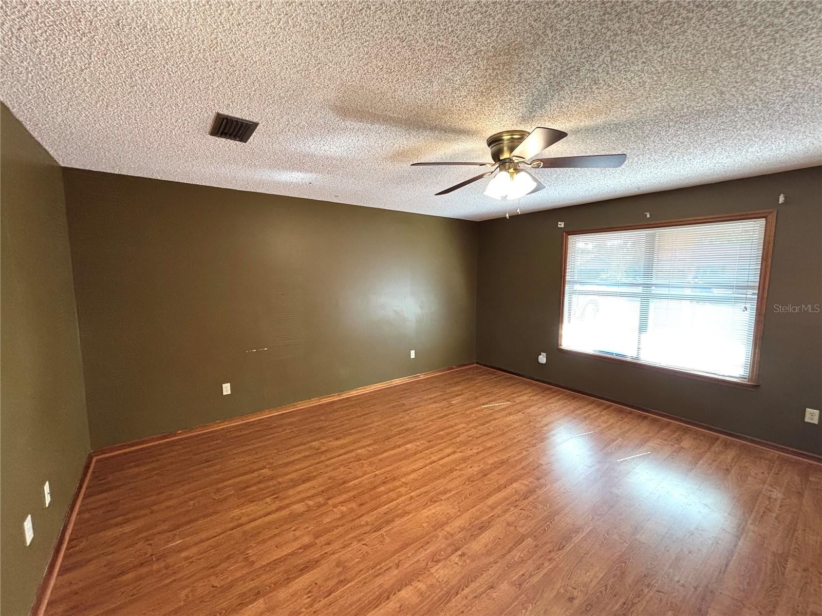 1062 STILLWATER AVE, DELTONA, FL, 32725