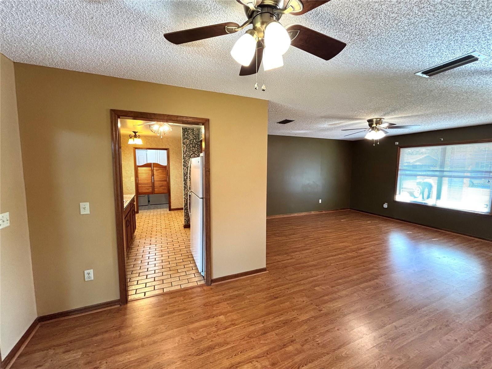 1062 STILLWATER AVE, DELTONA, FL, 32725