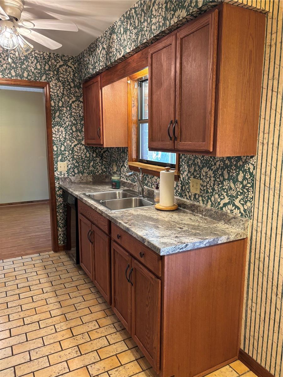 1062 STILLWATER AVE, DELTONA, FL, 32725