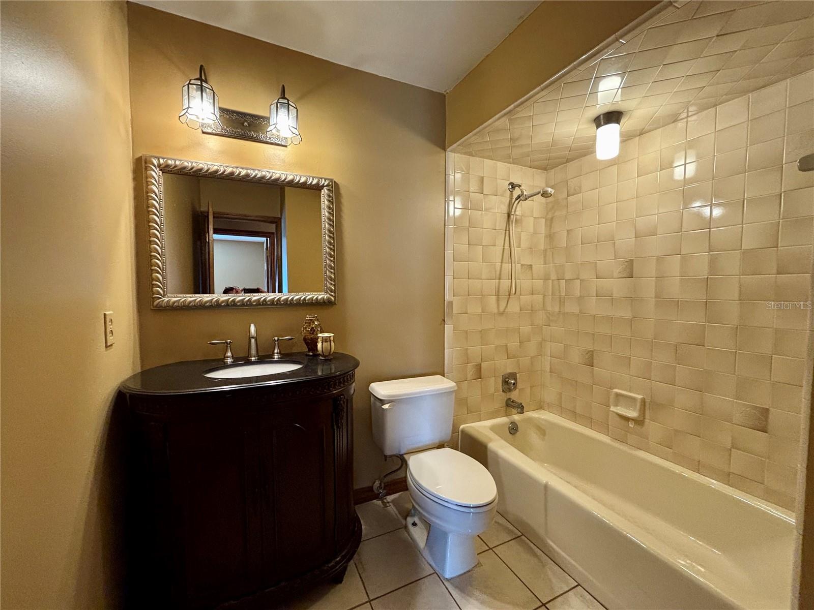 1062 STILLWATER AVE, DELTONA, FL, 32725