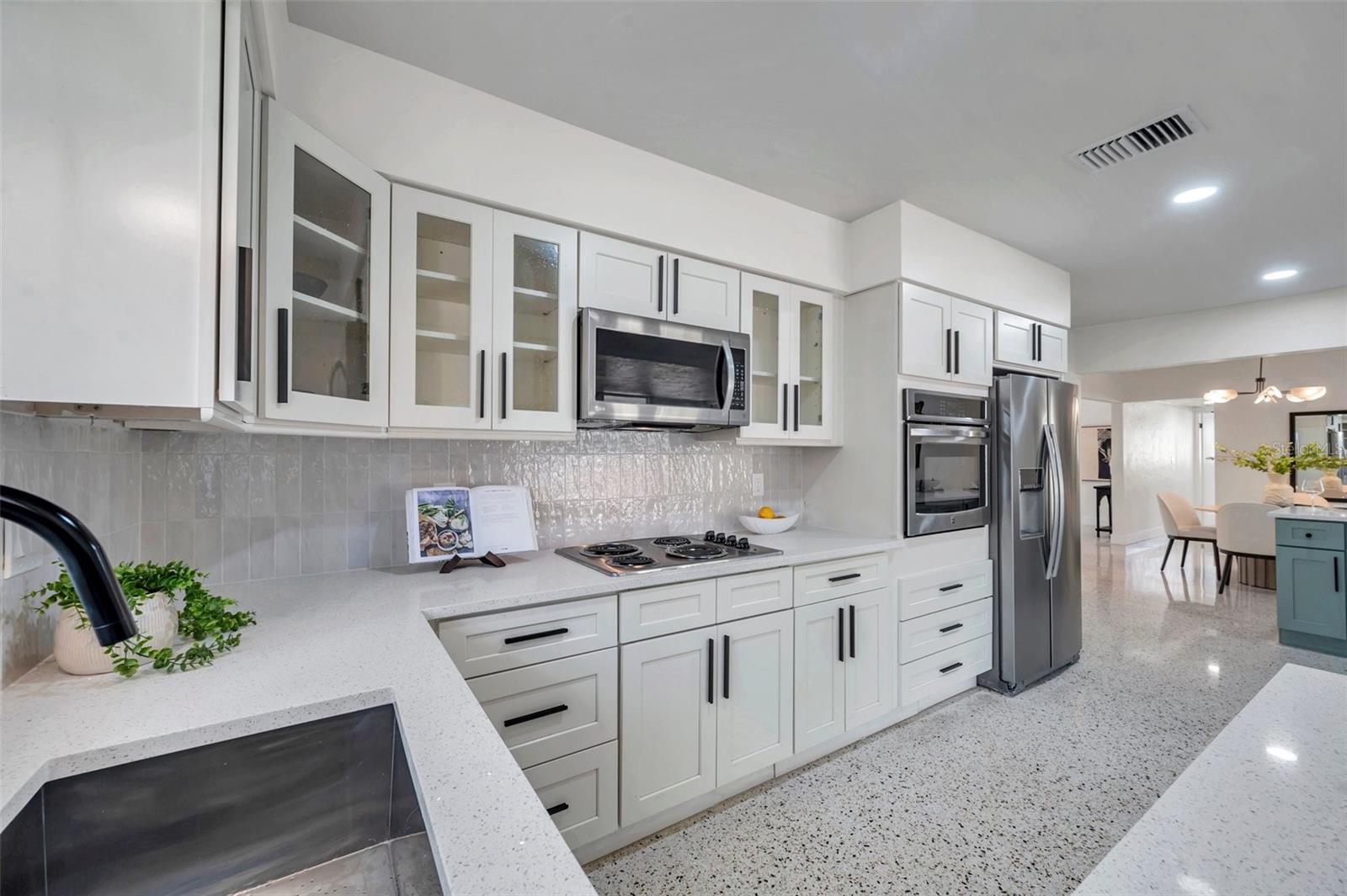 6632 23RD ST S, ST PETERSBURG, FL, 33712