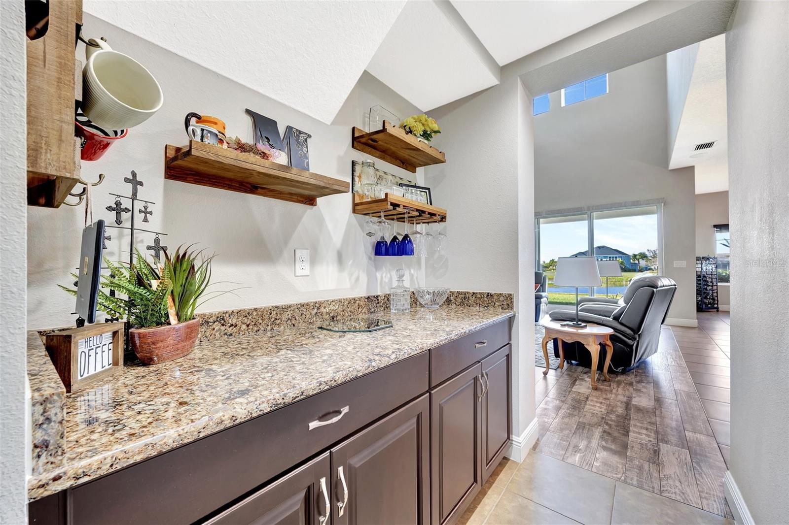 6324 BREVADA LN, APOLLO BEACH, FL, 33572
